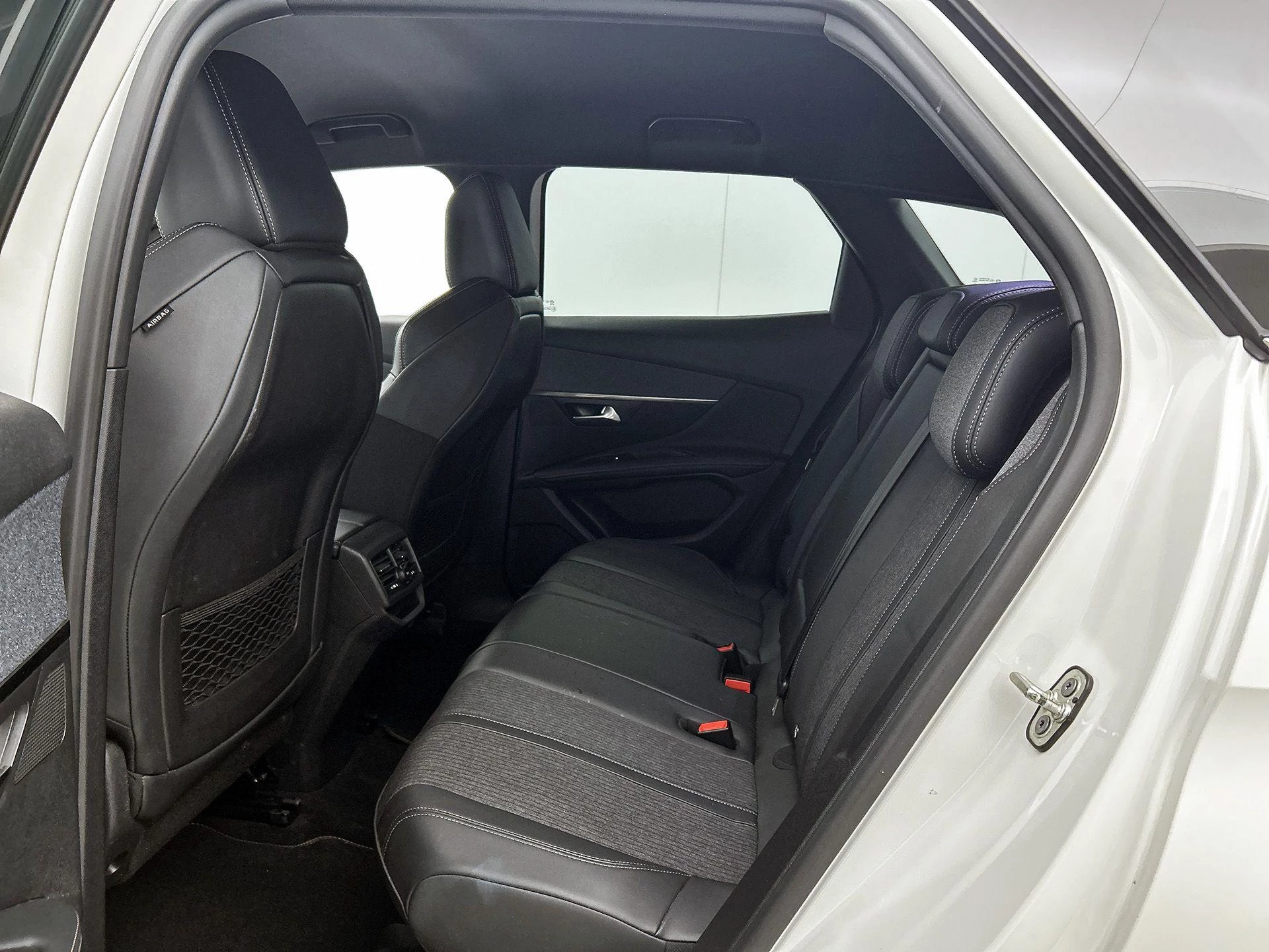 Peugeot-3008-image-25
