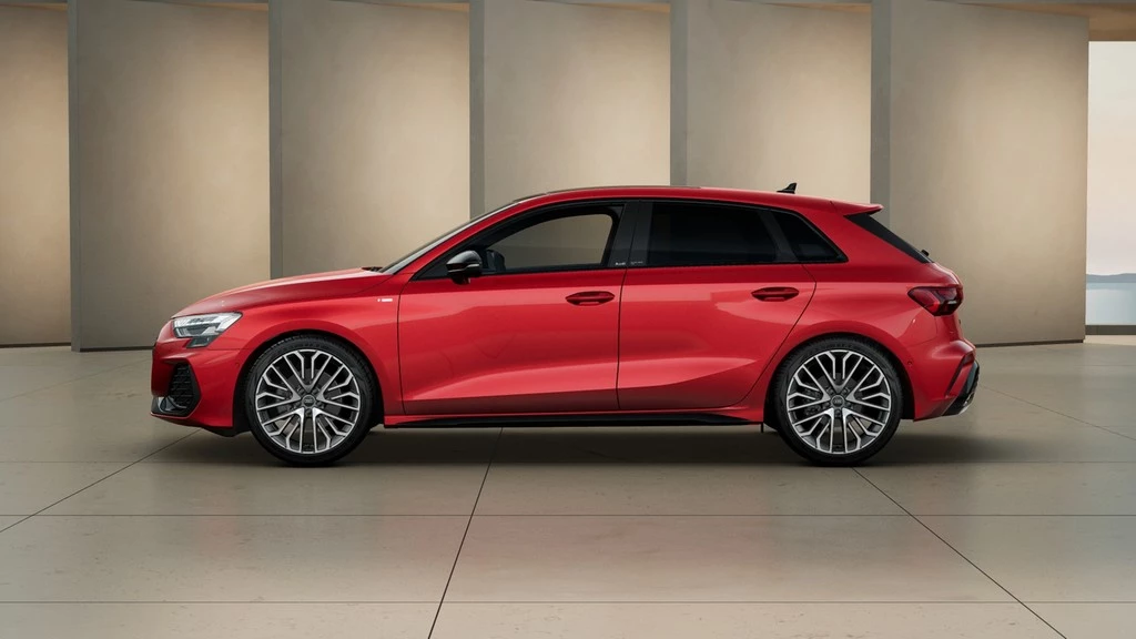 Audi A3 Sportback 35 TFSI UPE 57.400 S line Matrix 19"