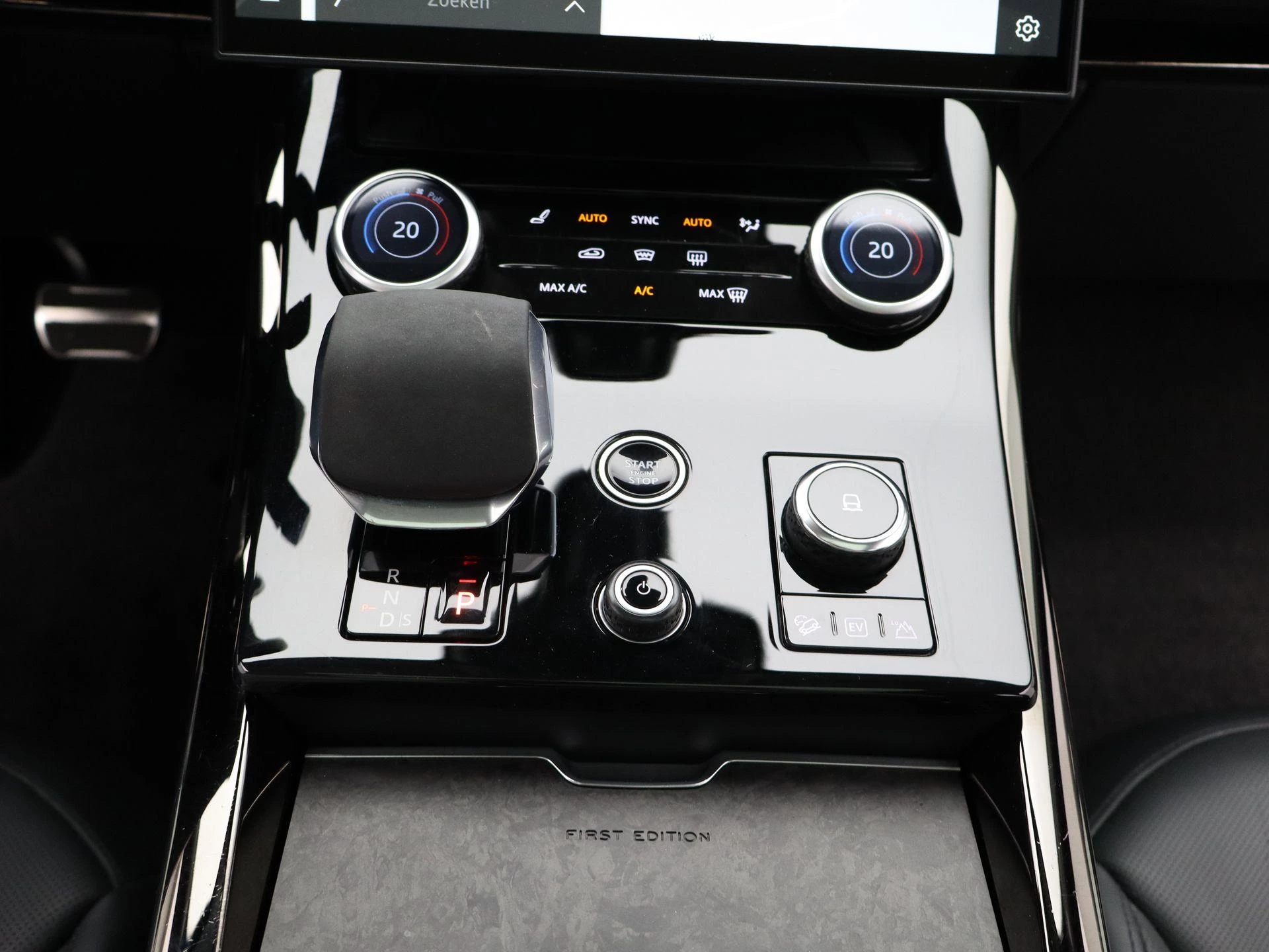 Land Rover-Range Rover Sport-image-9