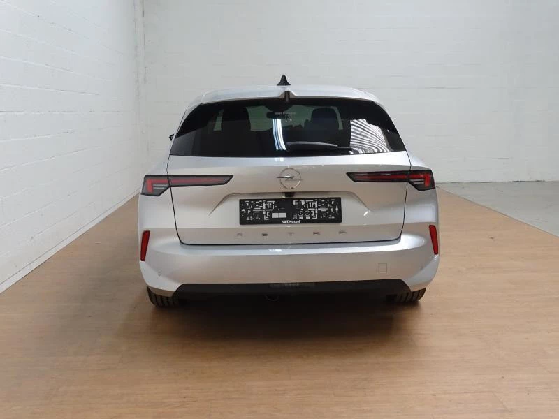 Opel Astra Sports Tourer 1.2T Business Edition Auto