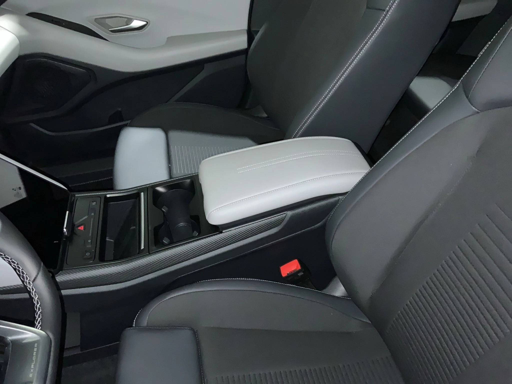Ford-Explorer-image-22