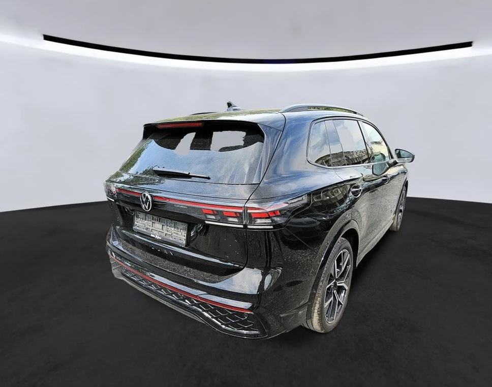 Volkswagen-Tiguan-image-1