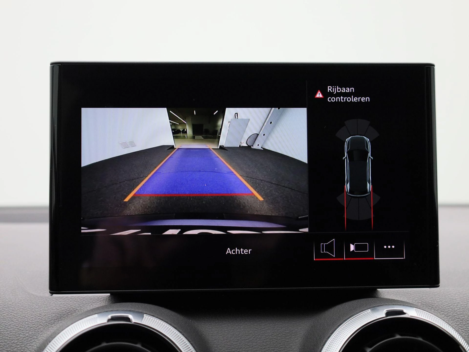 Audi-Q2-image-30