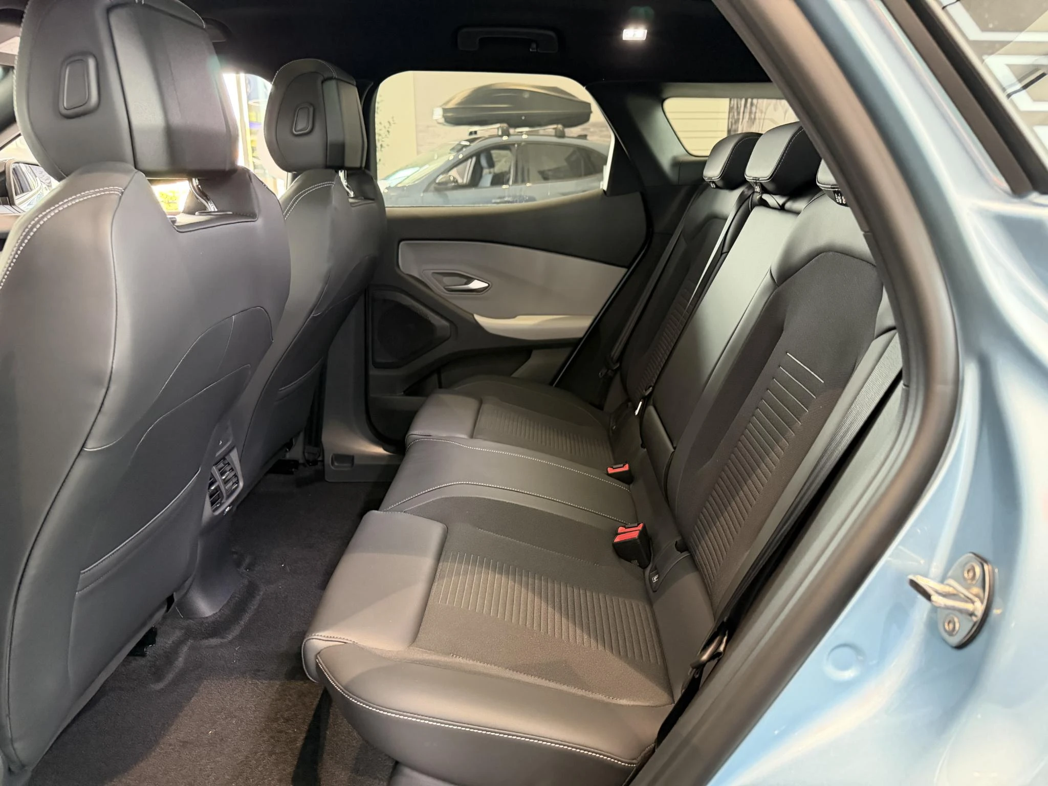 Ford-Explorer-image-17