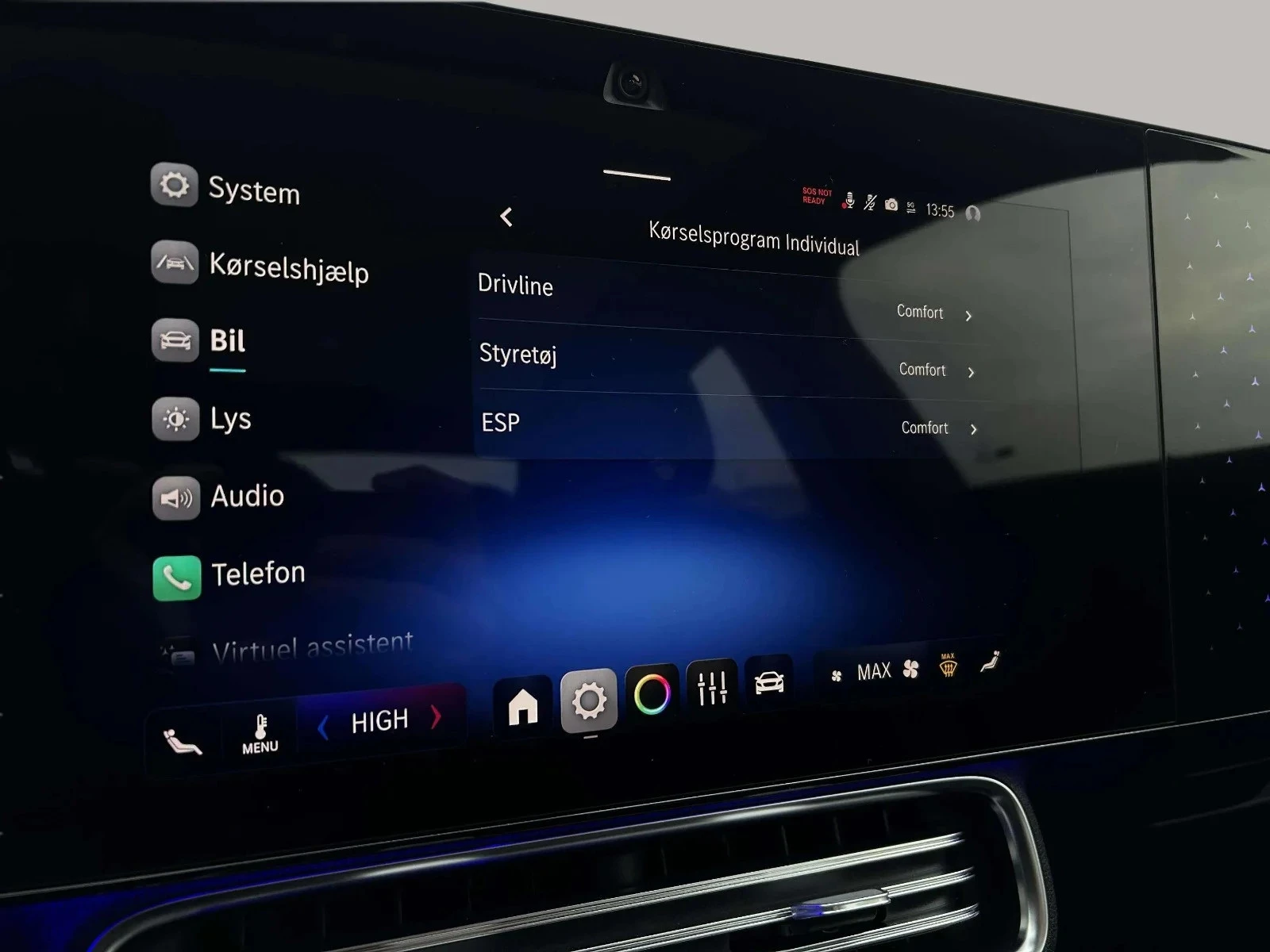 Mercedes-Benz-CLA-image-17