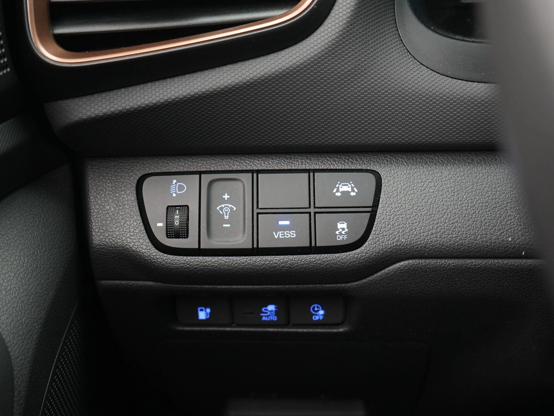 Hyundai-IONIQ-image-29