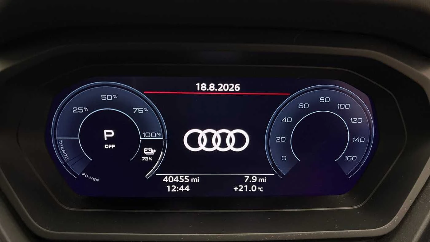 Audi-Q4 e-tron-image-1