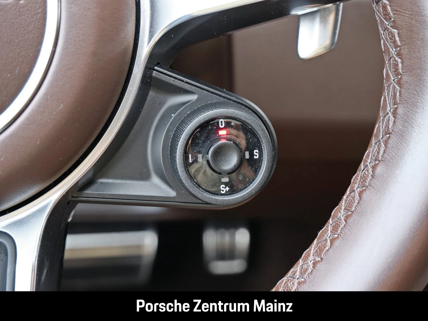 Porsche-Cayenne-image-26