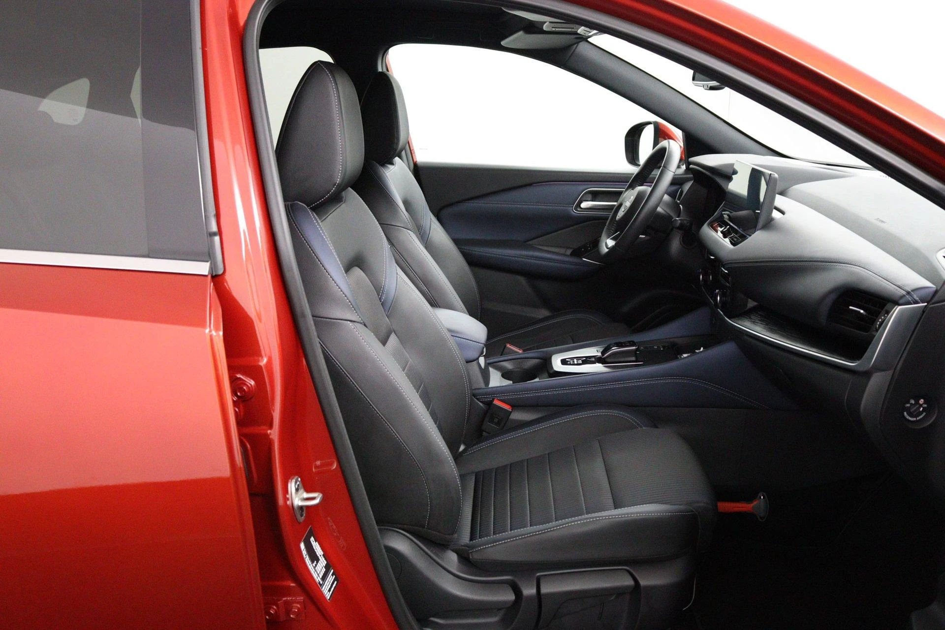 Nissan-QASHQAI-image-18