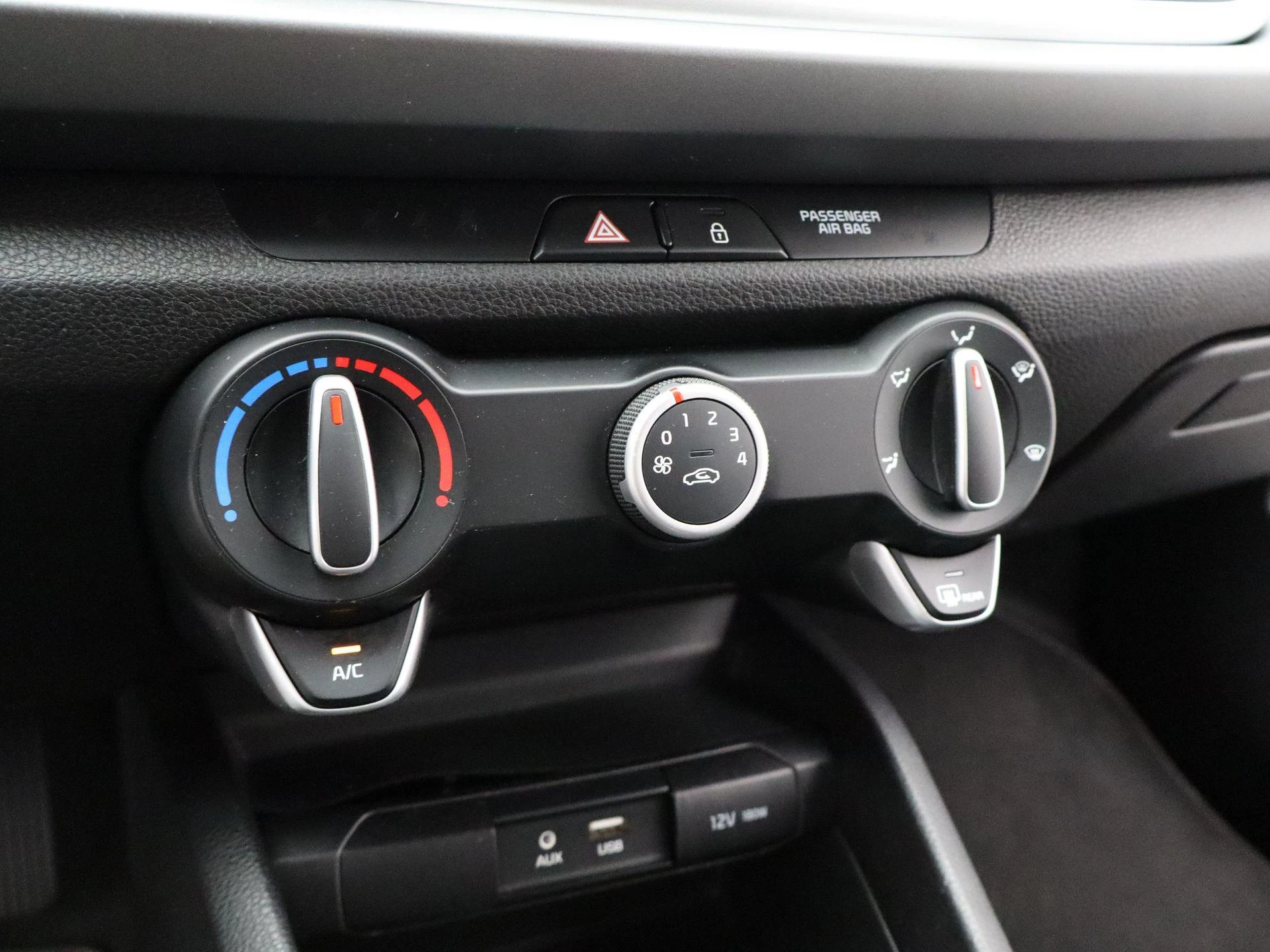 Kia-Rio-image-13