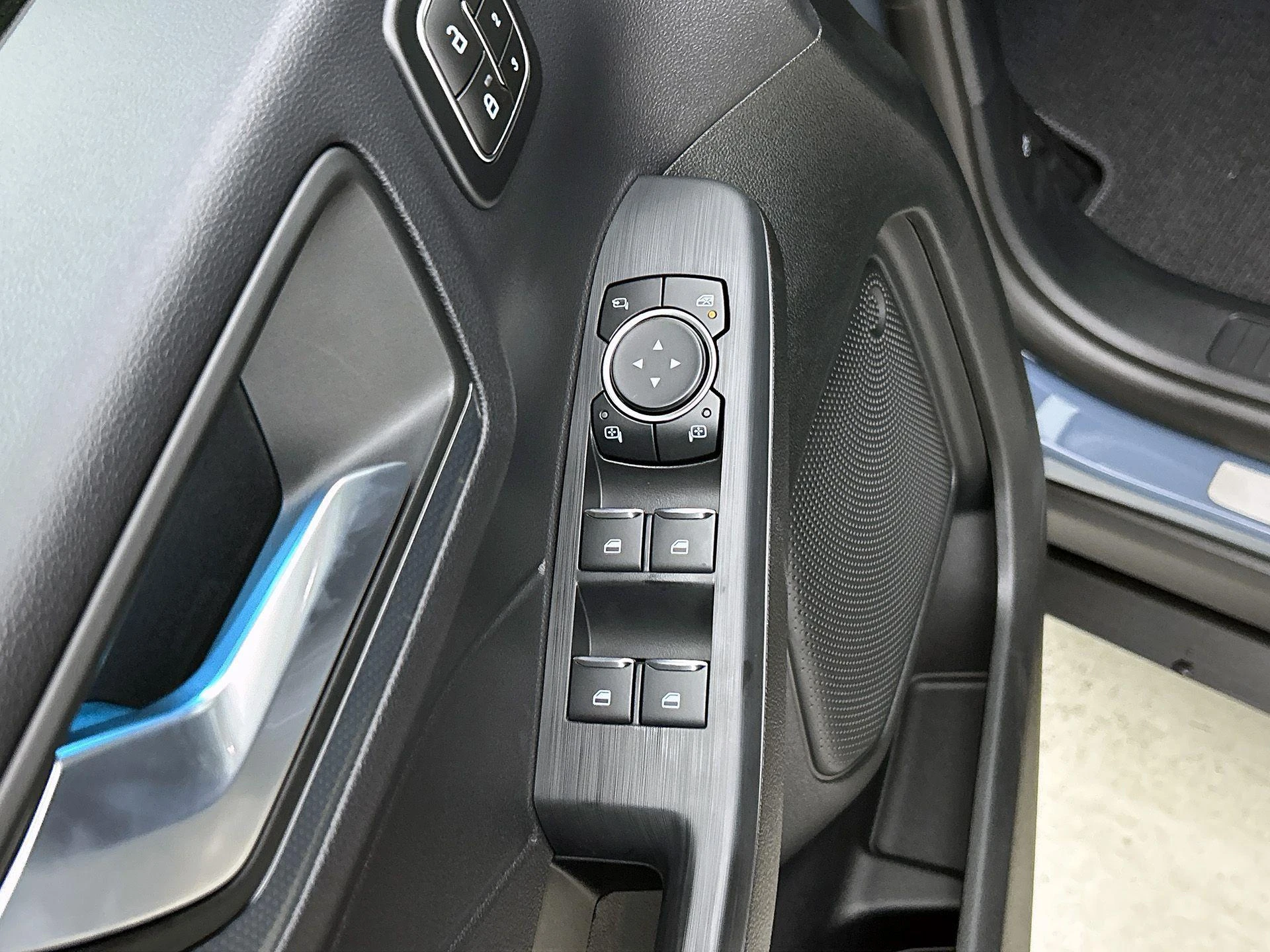 Ford-Kuga-image-31
