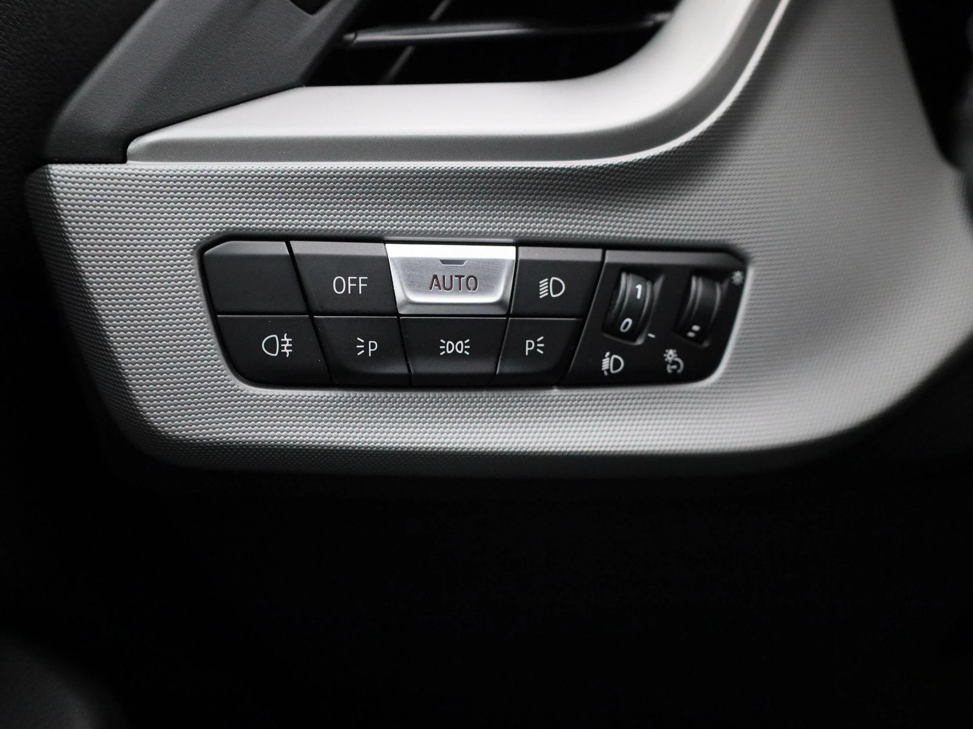 BMW-1 Reeks-image-23