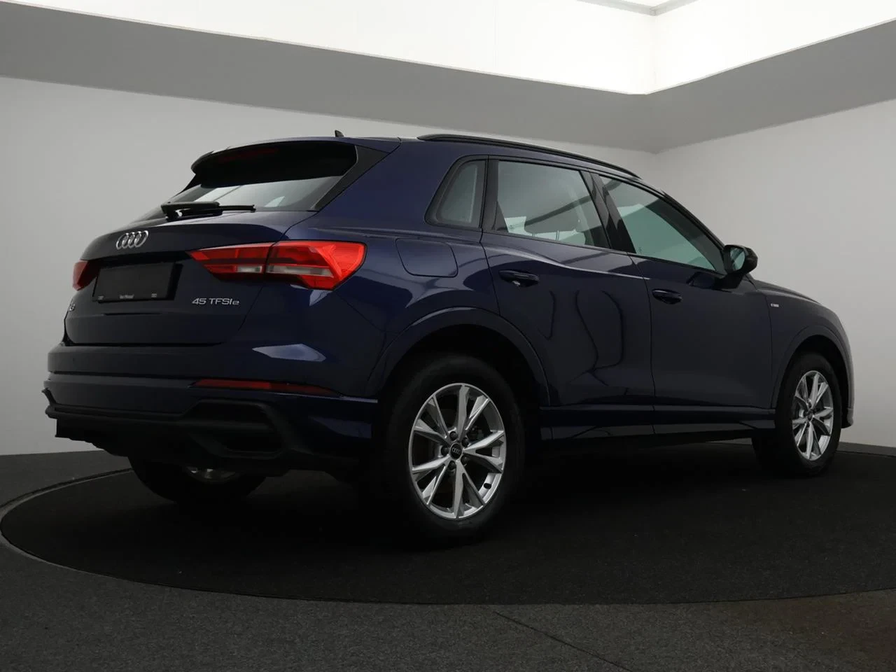 Audi-Q3-image-1