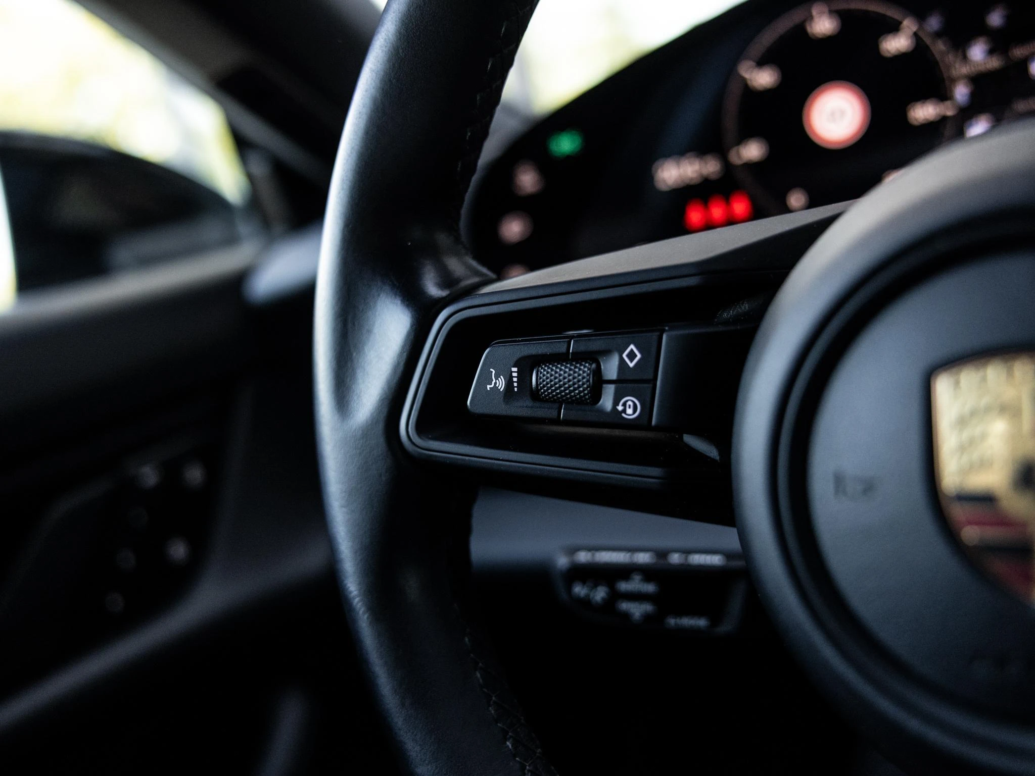 Porsche-Taycan-image-28