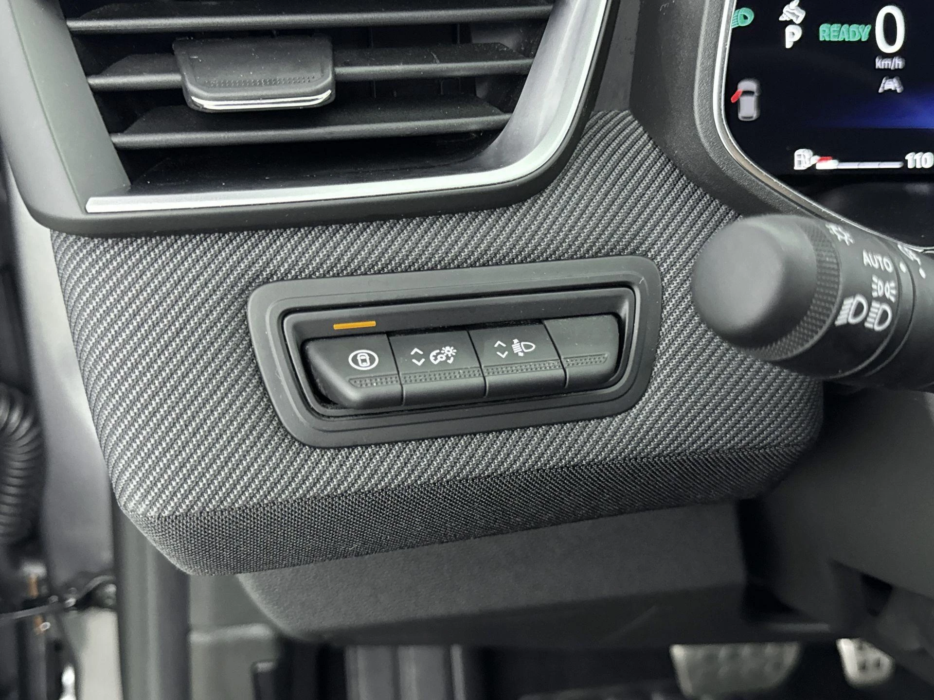 Renault-Clio-image-24