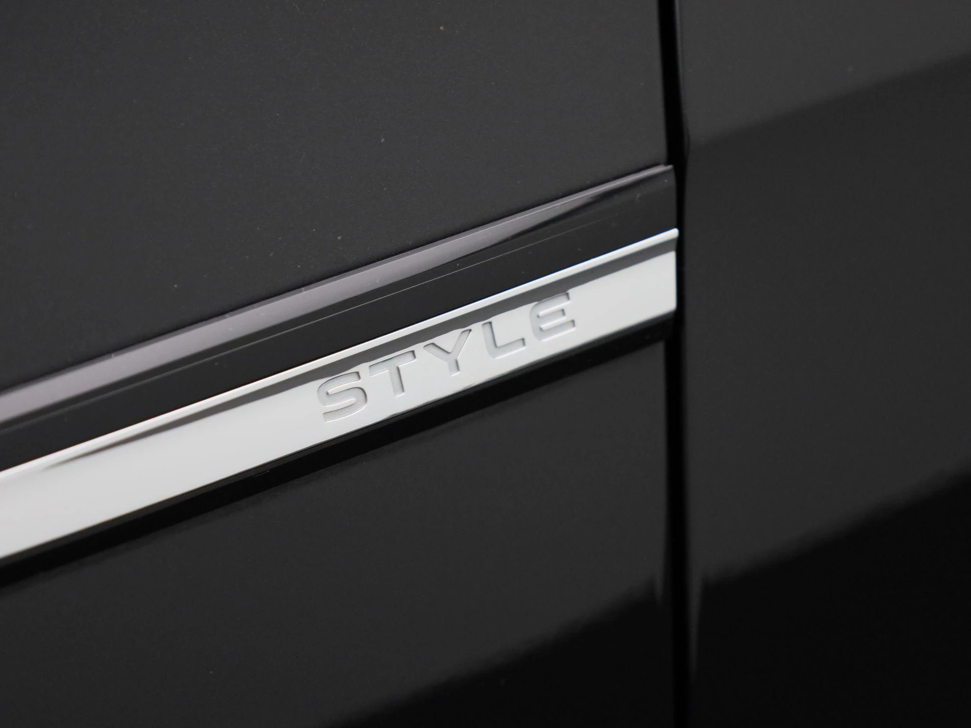 Volkswagen-Golf-image-14