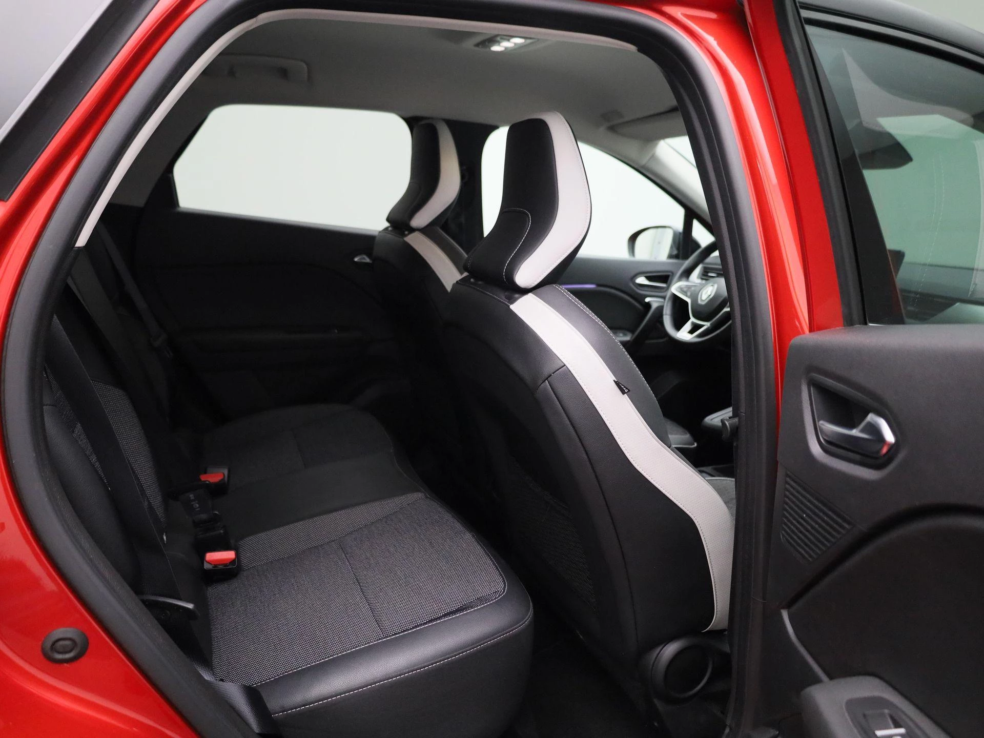 Renault Captur 1.6 E-Tech Plug-in Hybrid 160 Intens