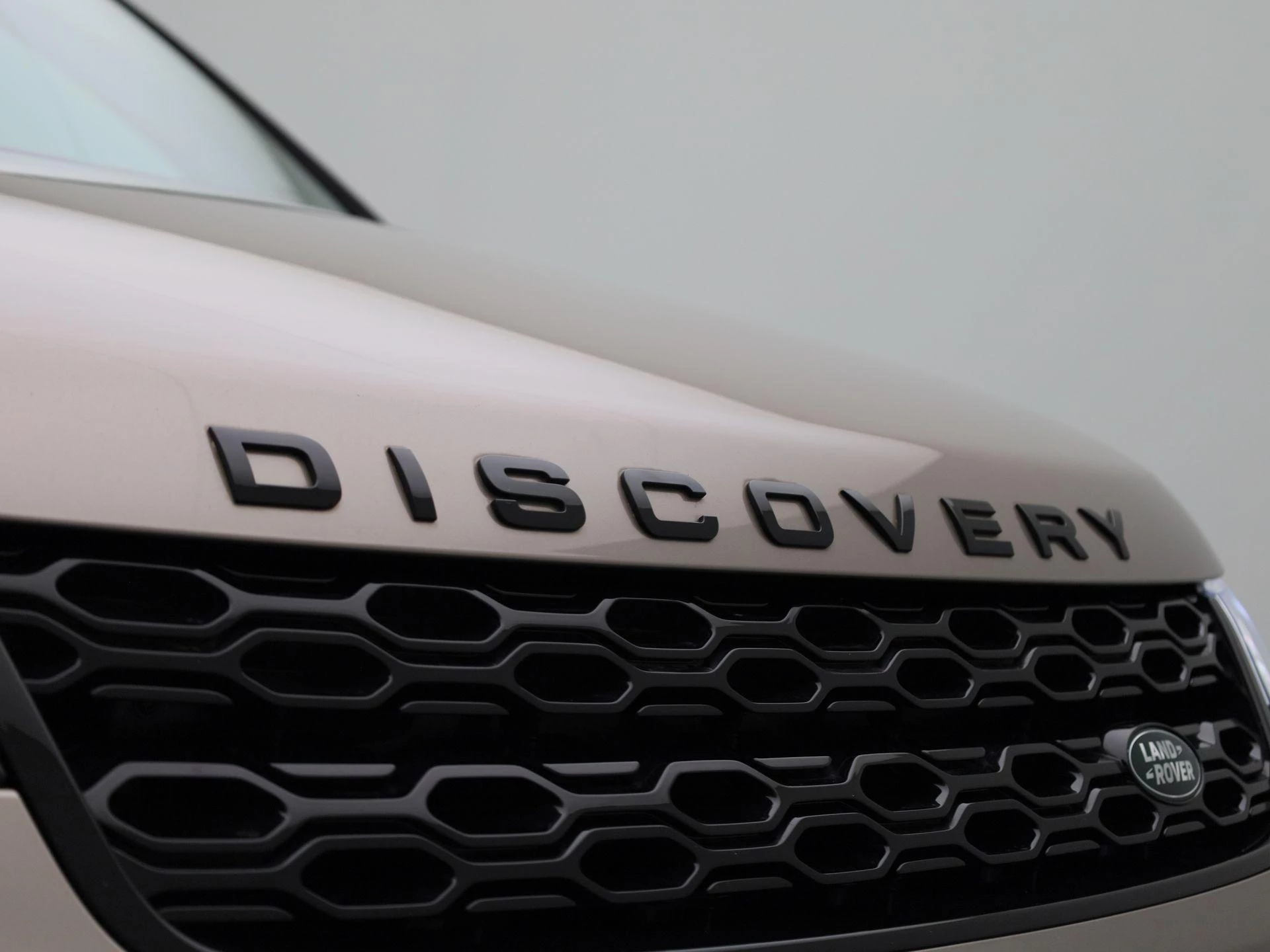Land Rover-Discovery Sport-image-40