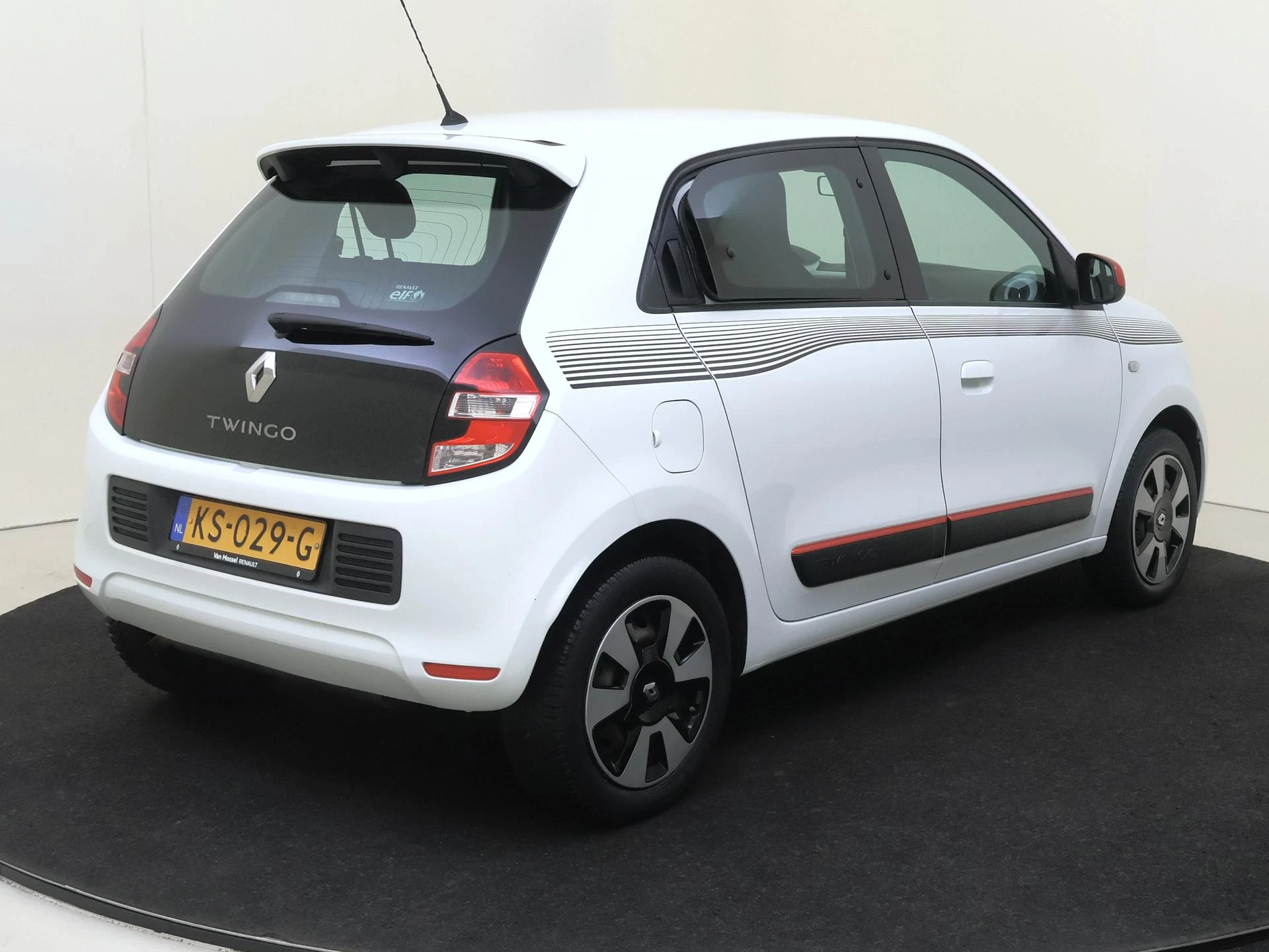 Renault-Twingo-image-3