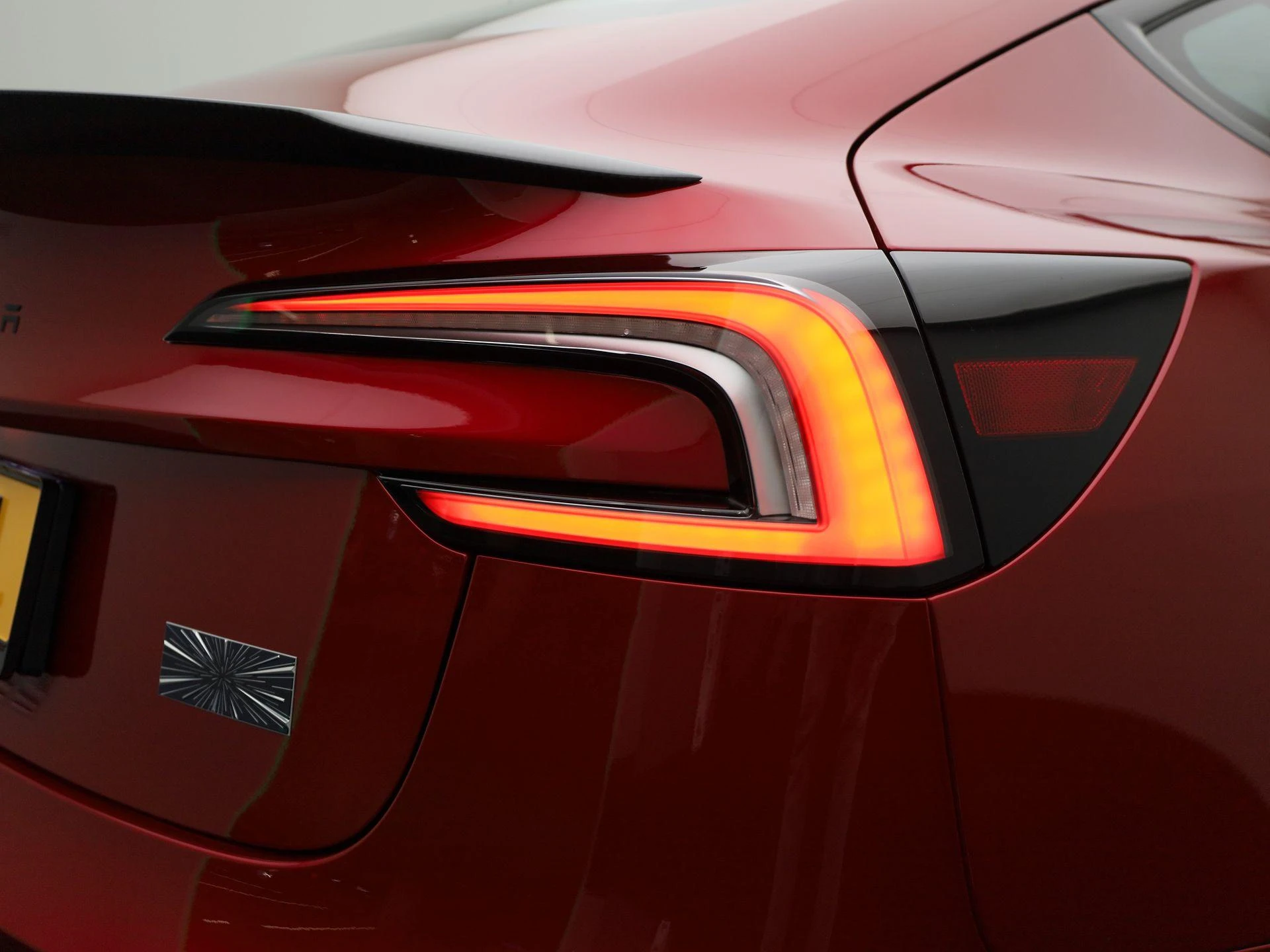 Tesla-Model 3-image-28