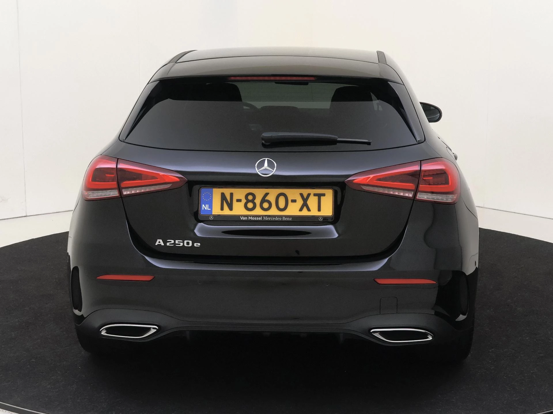 Mercedes-Benz-A-Klasse-image-8