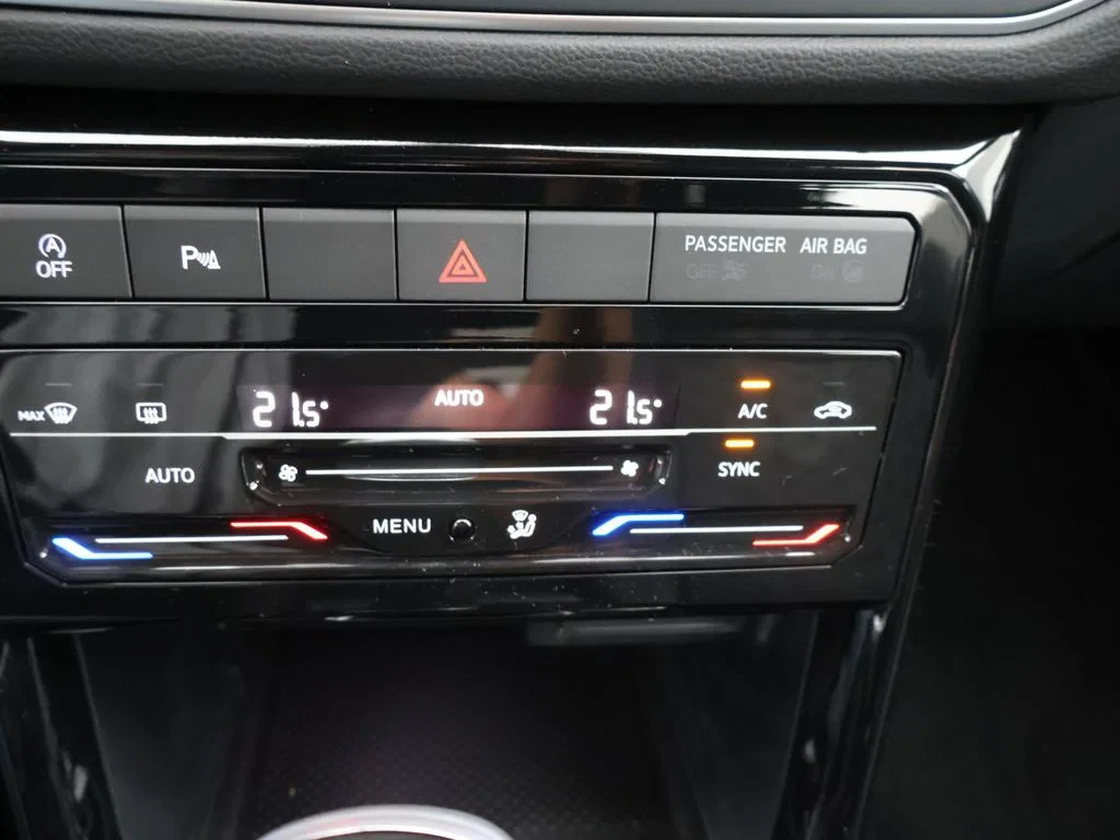 Volkswagen-T-Cross-image-20