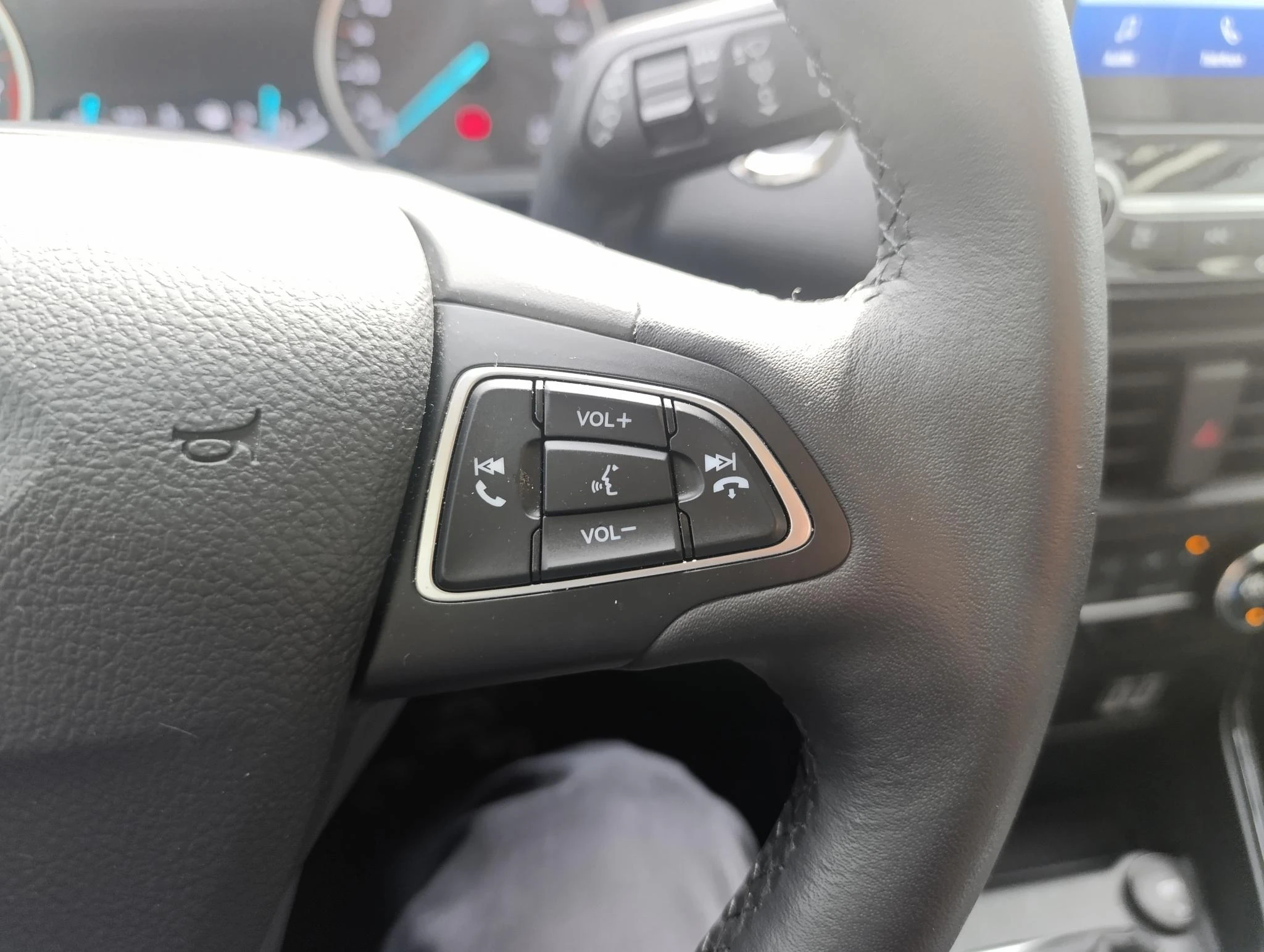 Ford-EcoSport-image-19