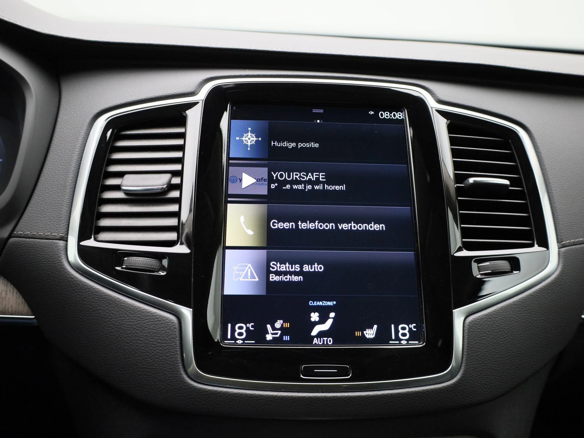 Volvo-XC90-image-17