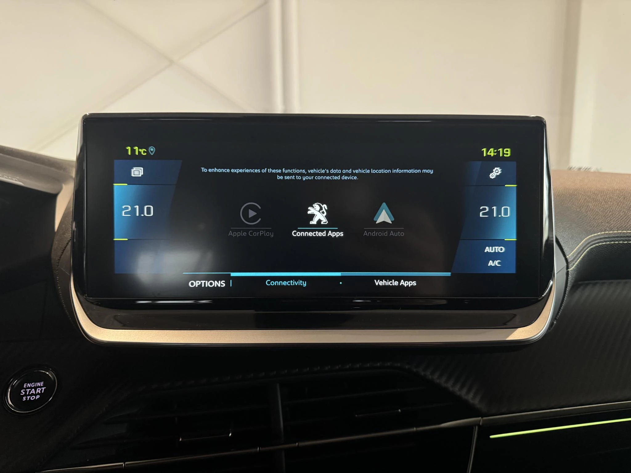 Peugeot-e-208-image-36