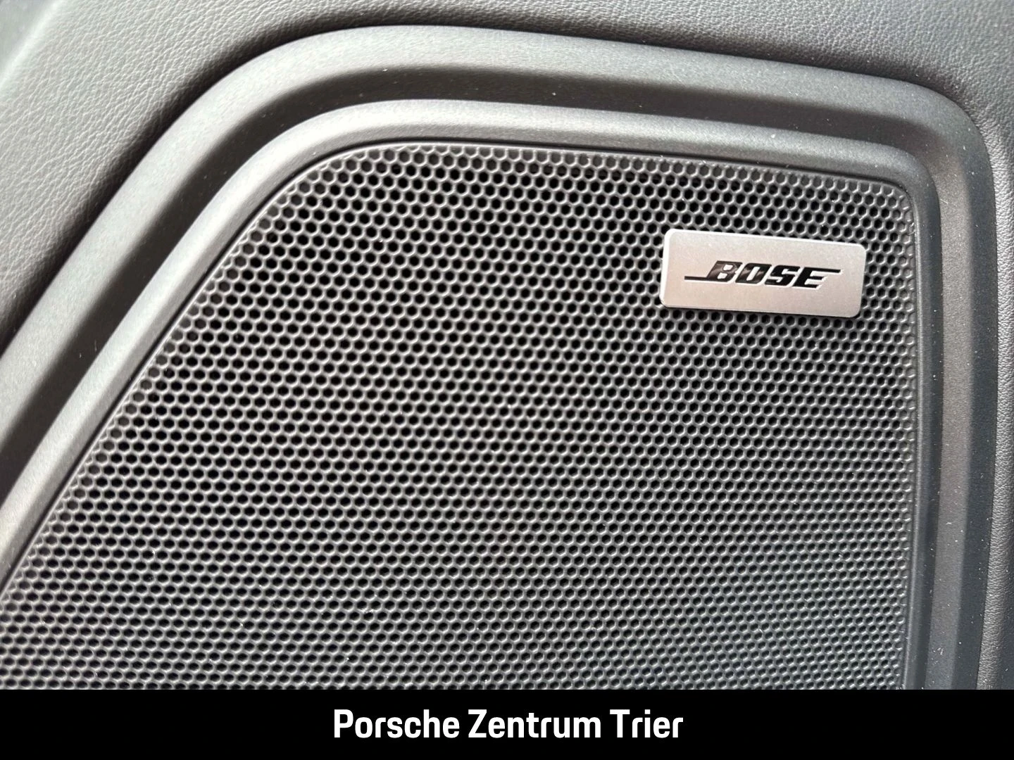 Porsche-Macan-image-25