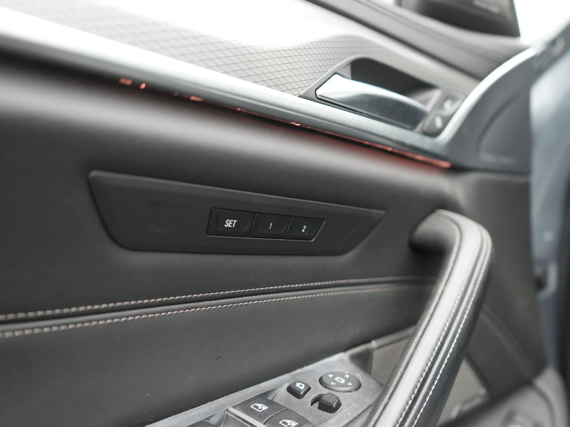 BMW-5 Serie-image-12