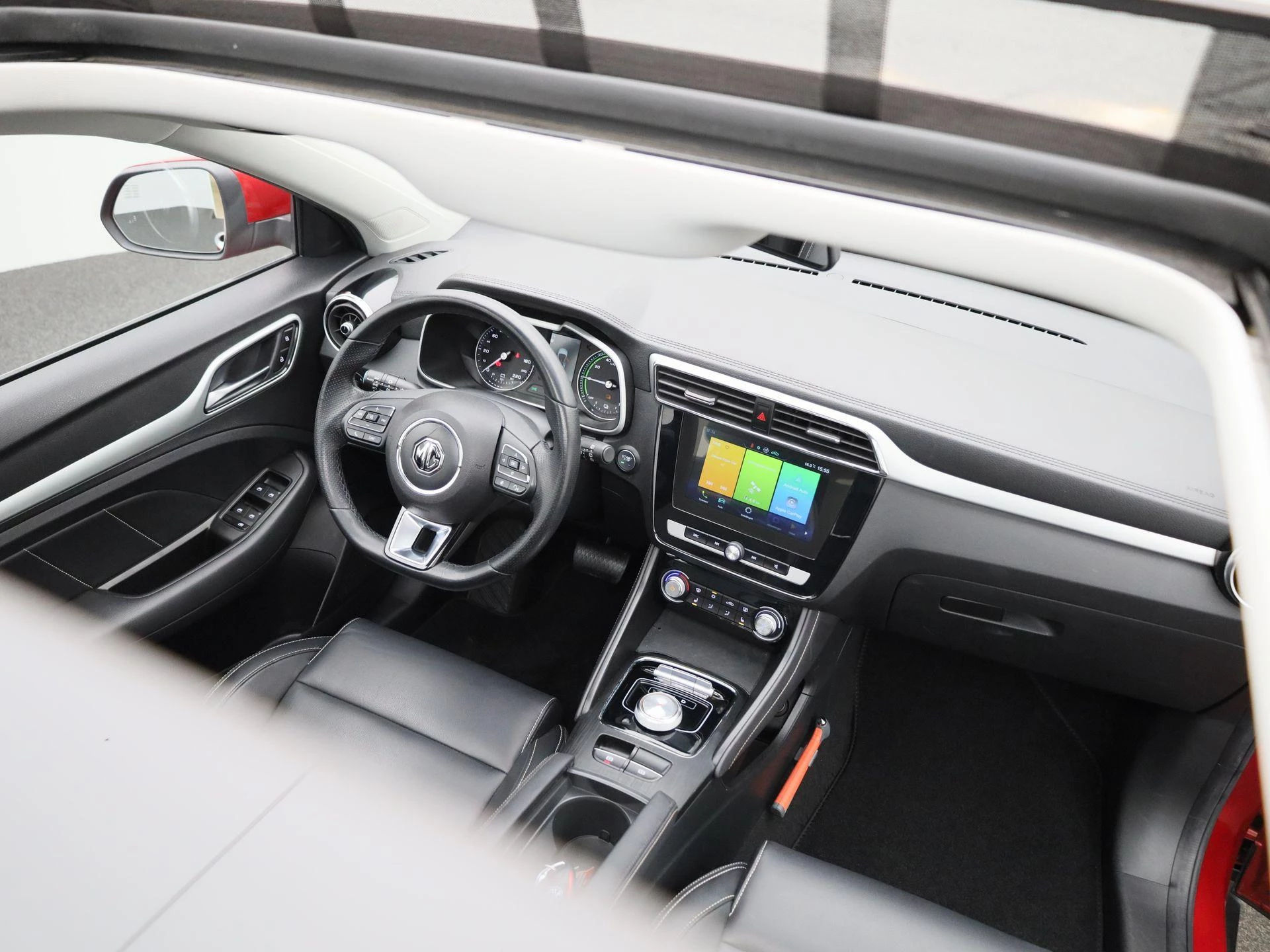 MG-ZS EV-image-35