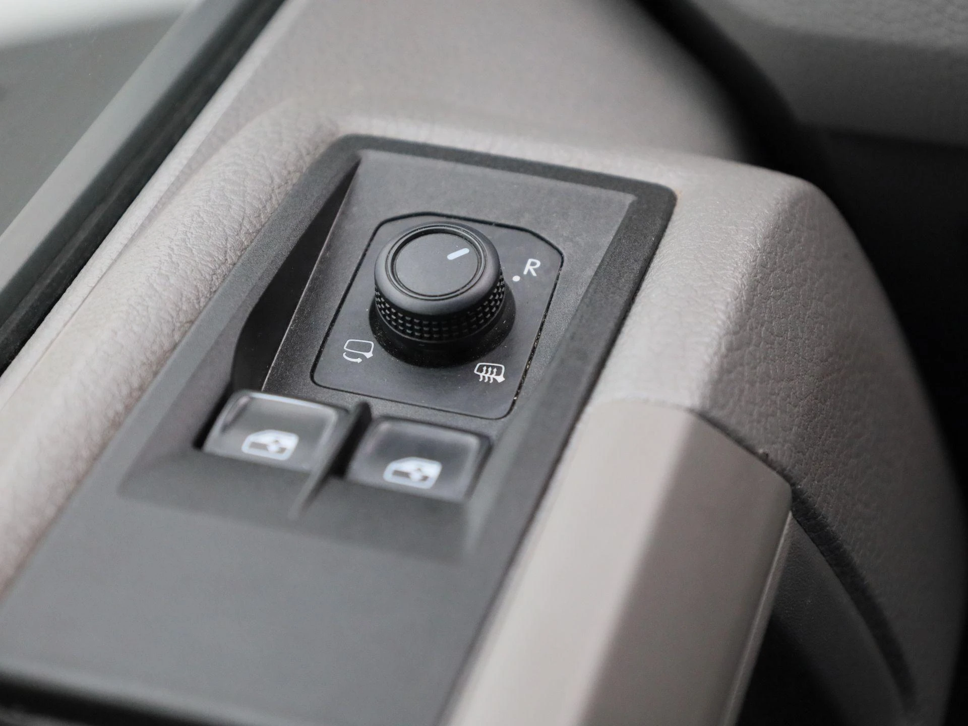 Volkswagen-Crafter-image-33