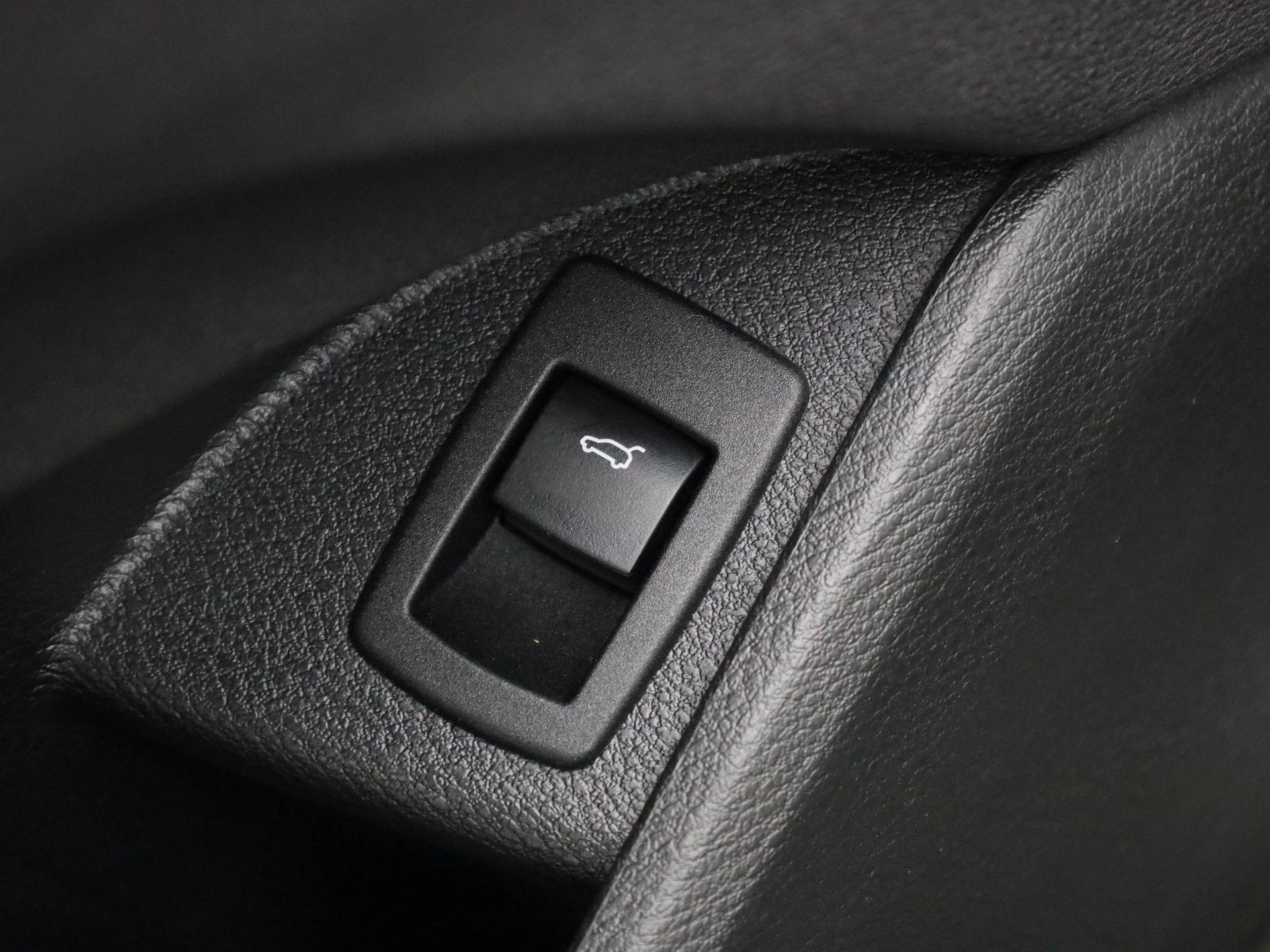 BMW X1 sDrive16dA (85 kW)