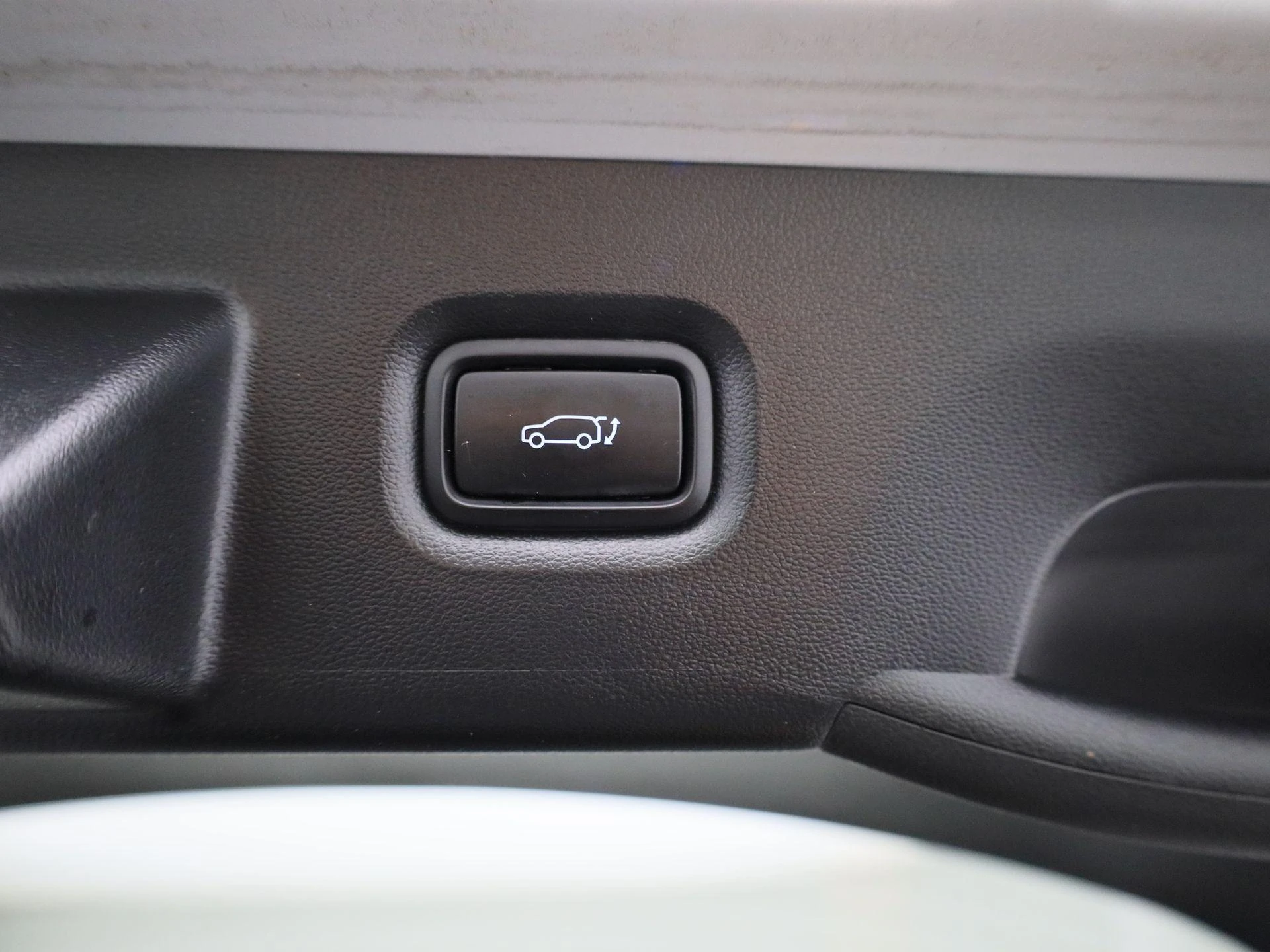 Hyundai-IONIQ 5-image-11
