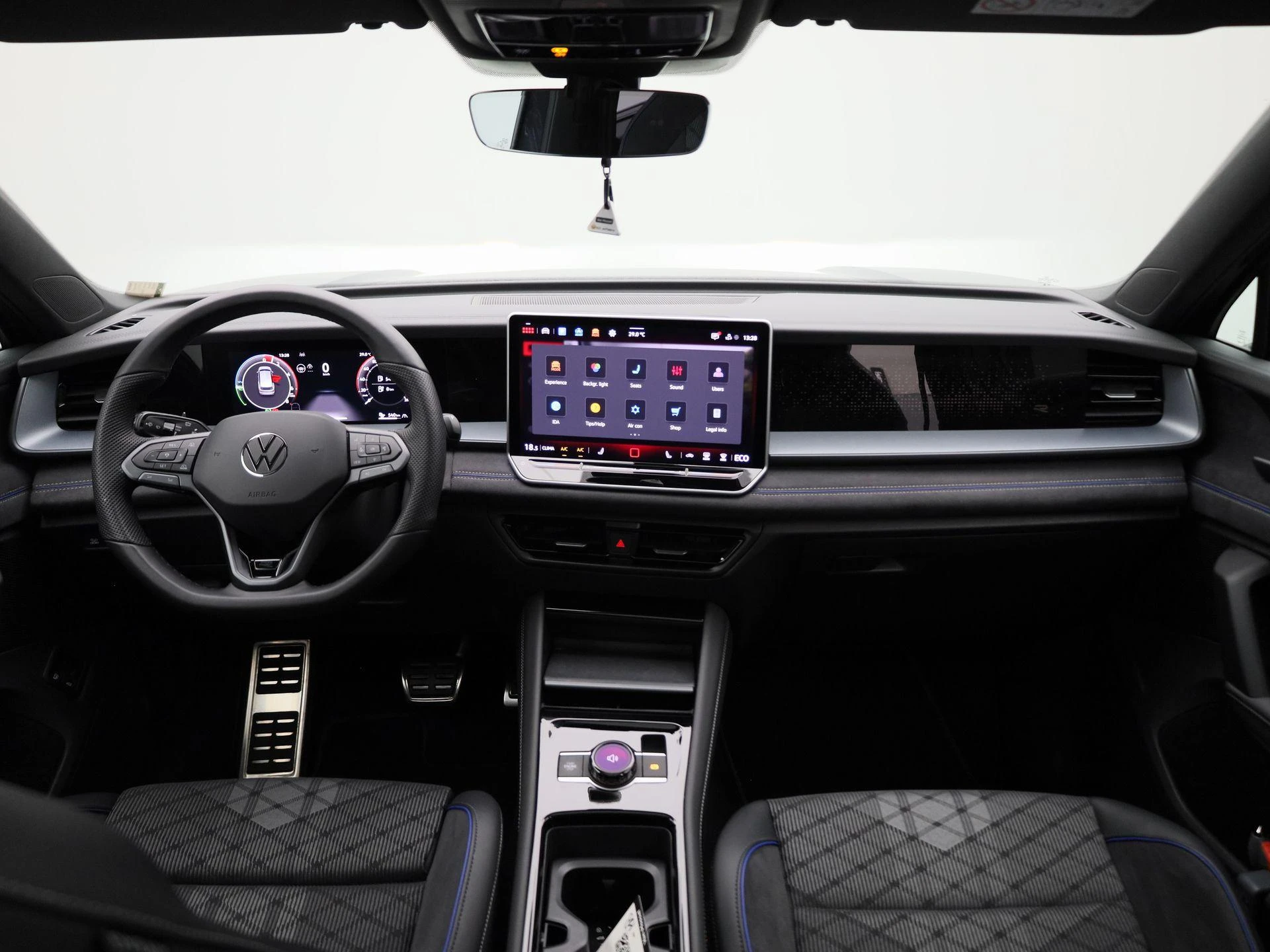 Volkswagen Tayron 1.5 eHybrid R-Line Edition