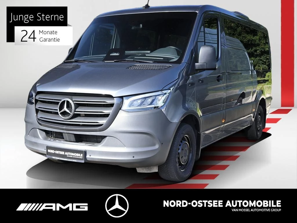 Mercedes-Benz-Sprinter-image-0