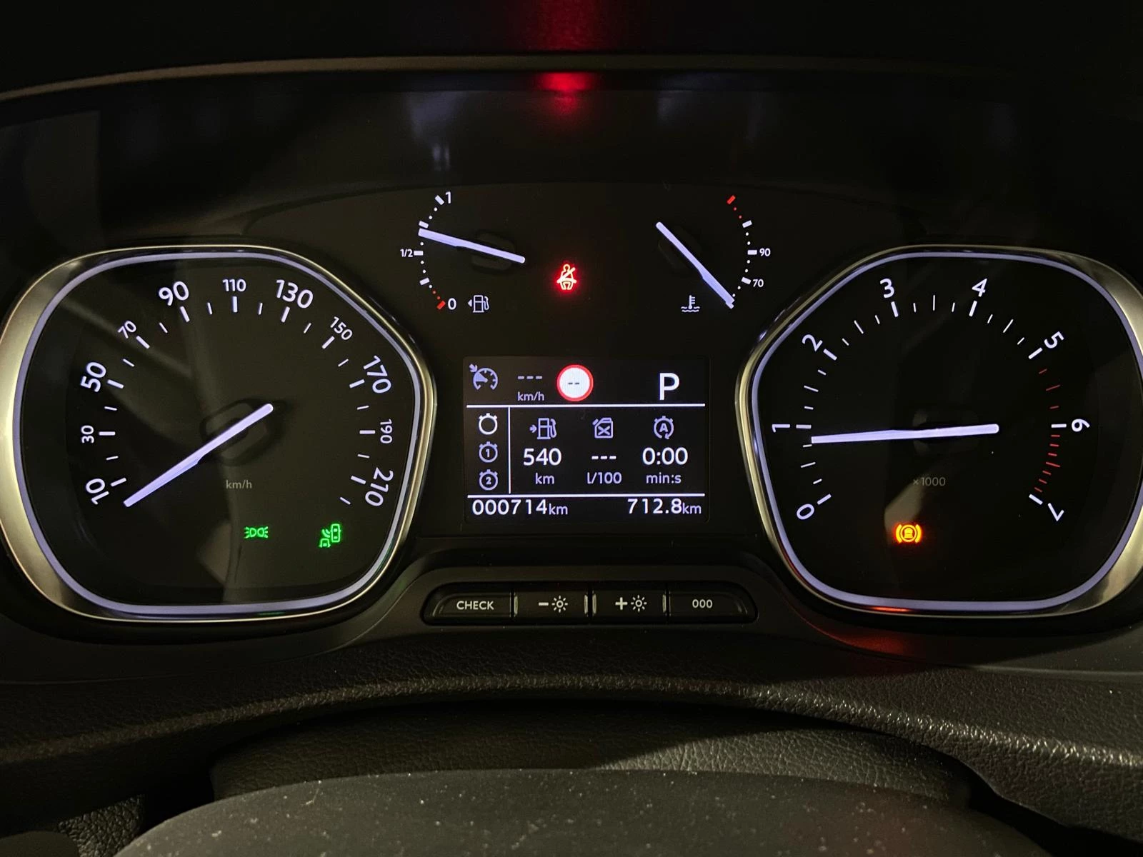 Citroën-Jumpy-image-6