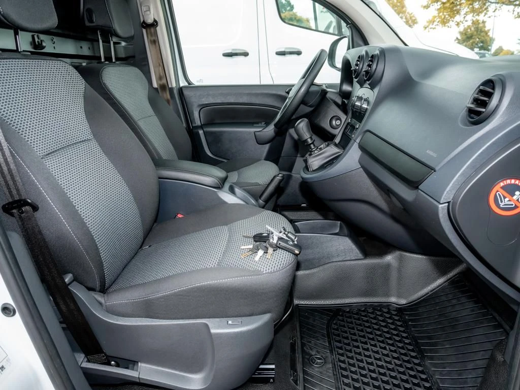 Mercedes-Benz-Citan 109-image-11