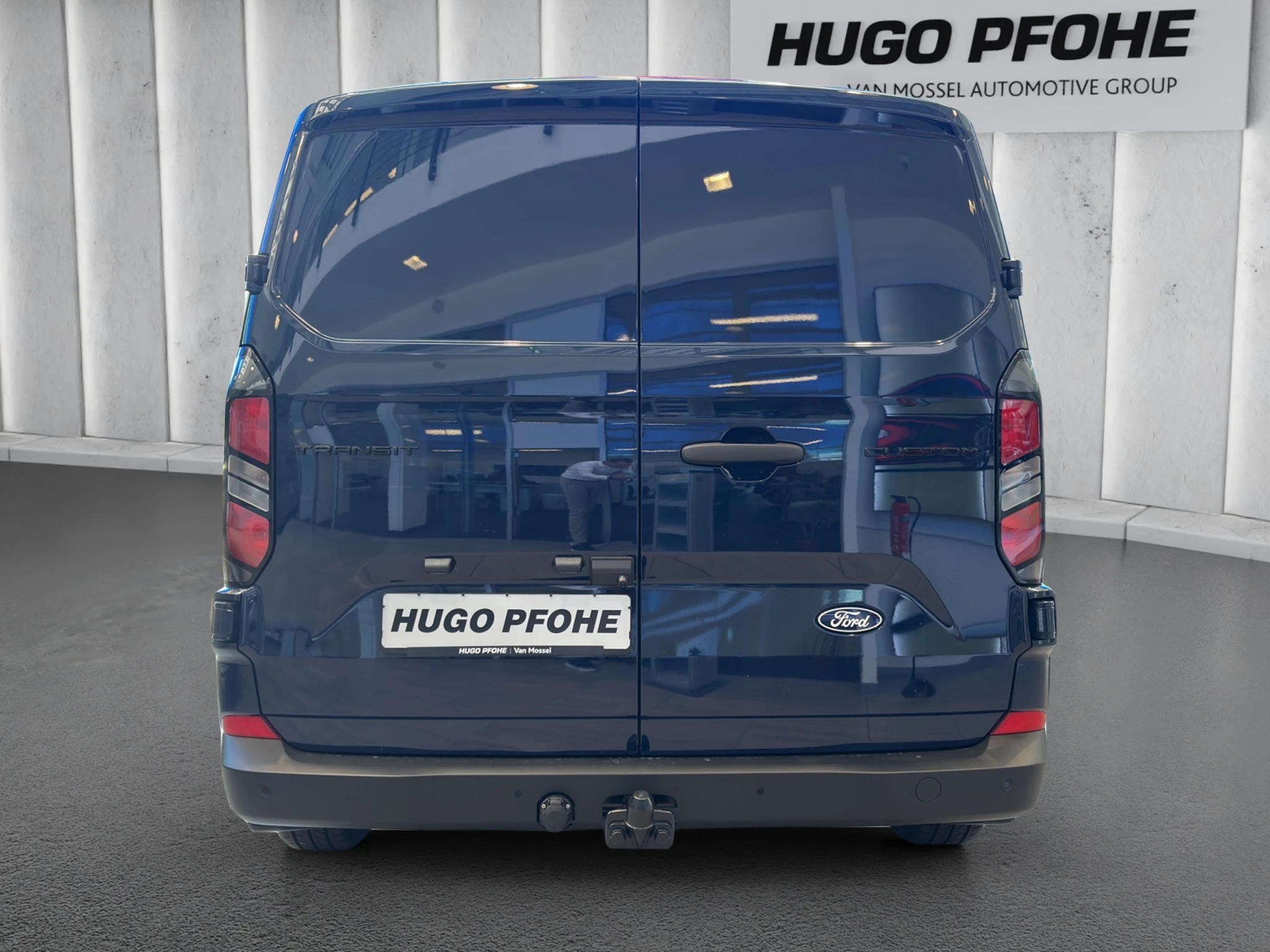 Ford-Transit Custom-image-3