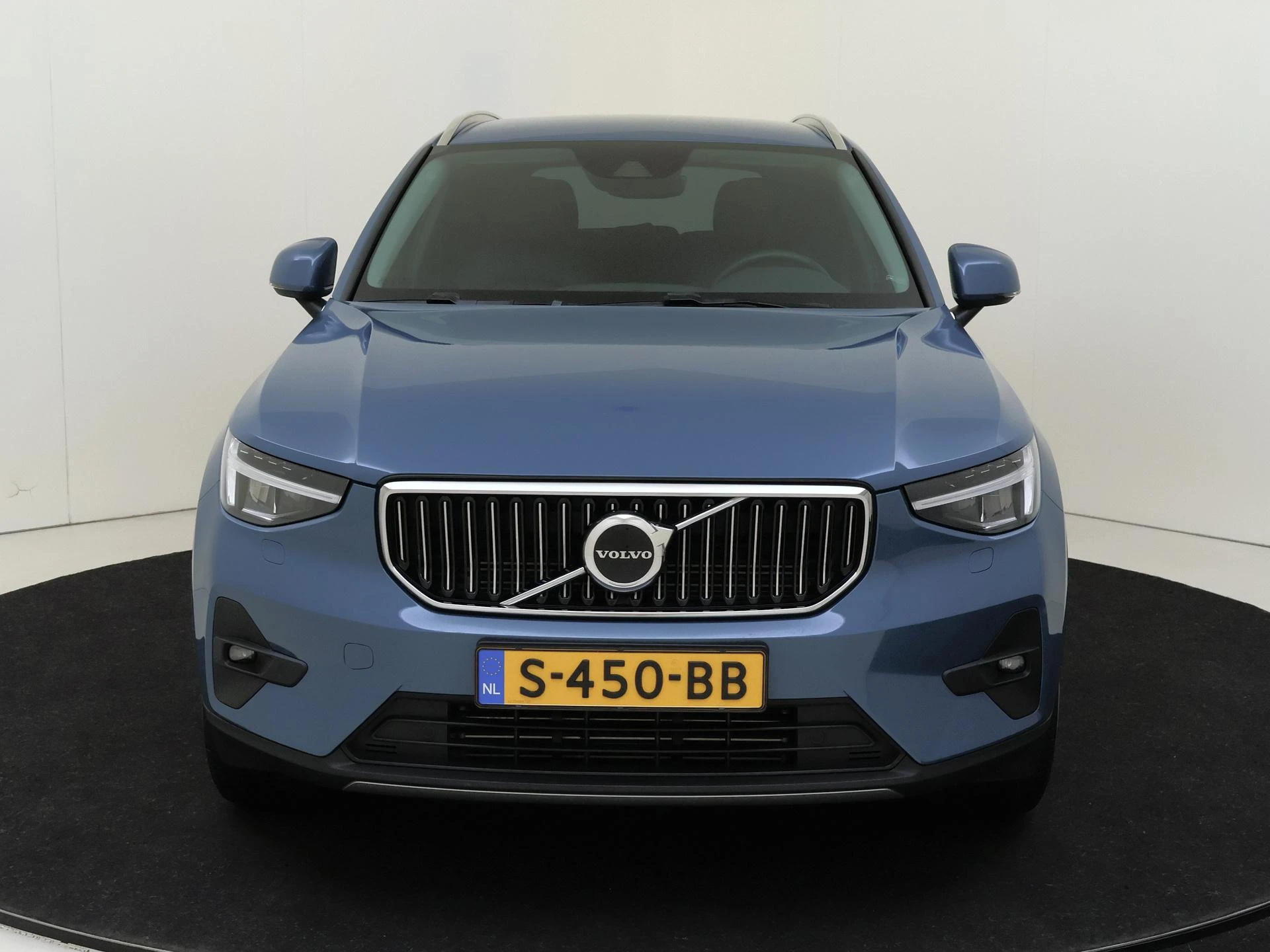 Volvo-XC40-image-5
