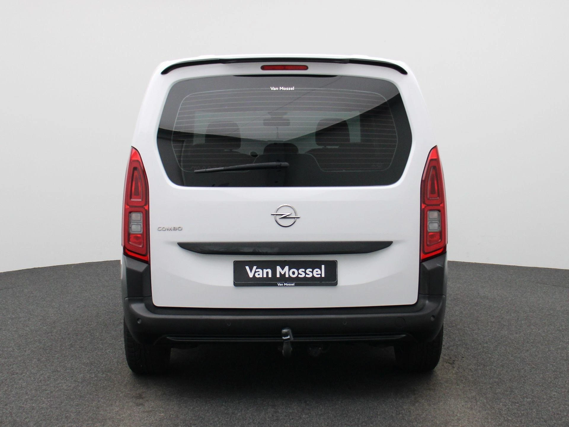 Opel-Combo Life-image-5