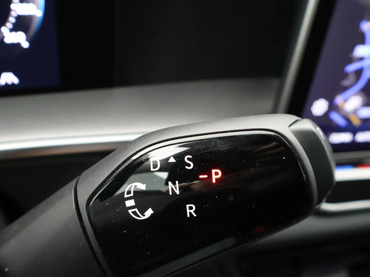 Volkswagen Tayron VW Tayron 1.5eTSI mHEV 150PK *AUTOMAAT*360°CAMERA*7 ZITPLAATSEN*ACC*PDC*NAVI*APP-CONNECT*LED*...*