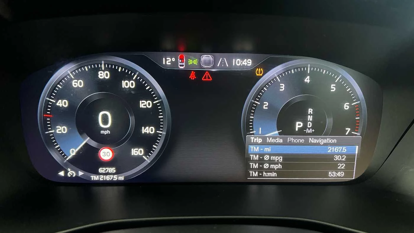 Volvo-XC40-image-8