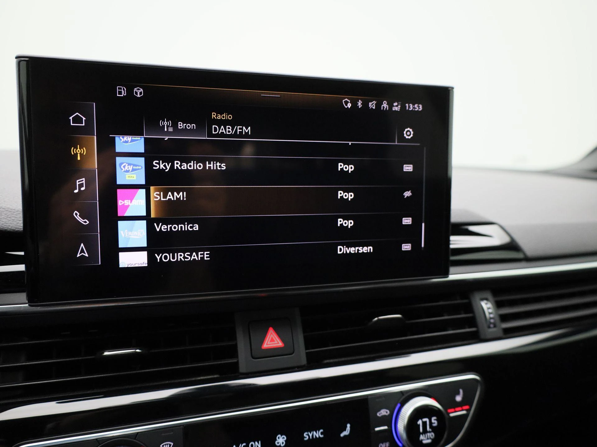 Audi-A4-image-18
