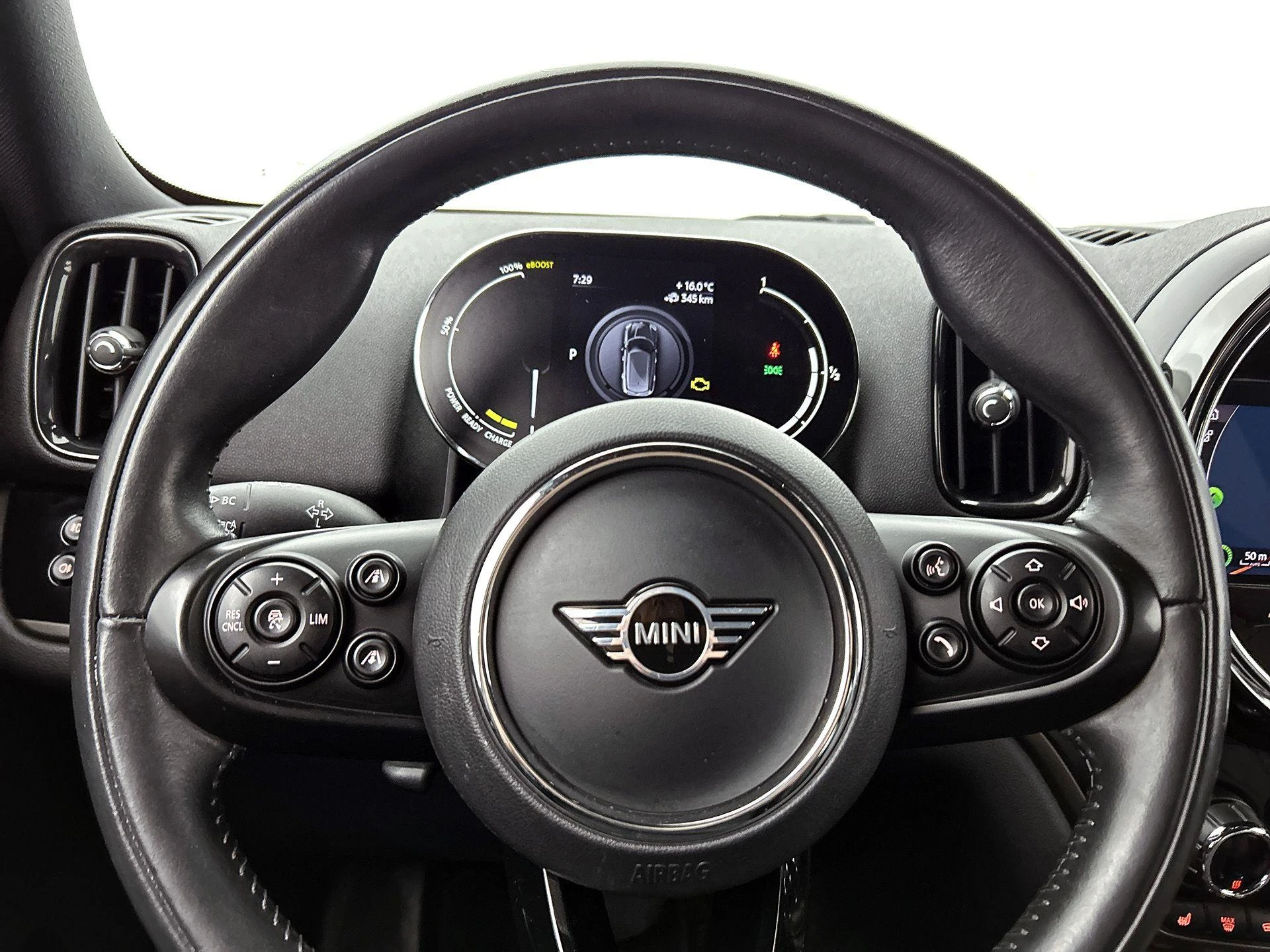 MINI-Countryman-image-39