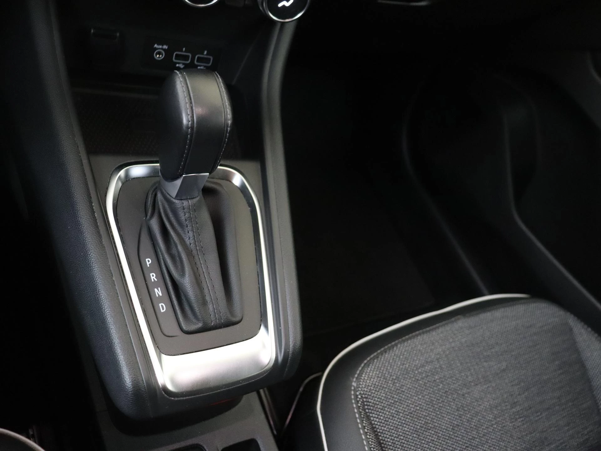 Renault-Captur-image-14
