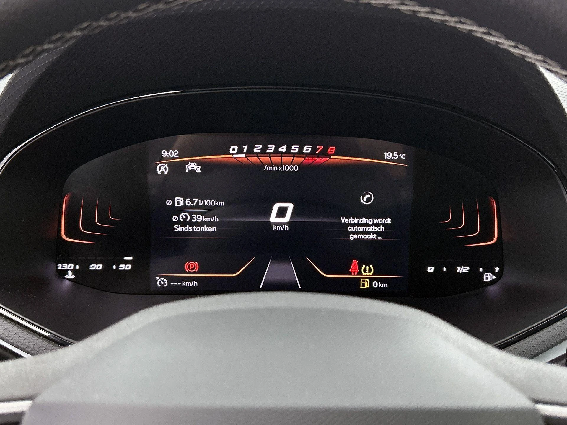 SEAT-Arona-image-12
