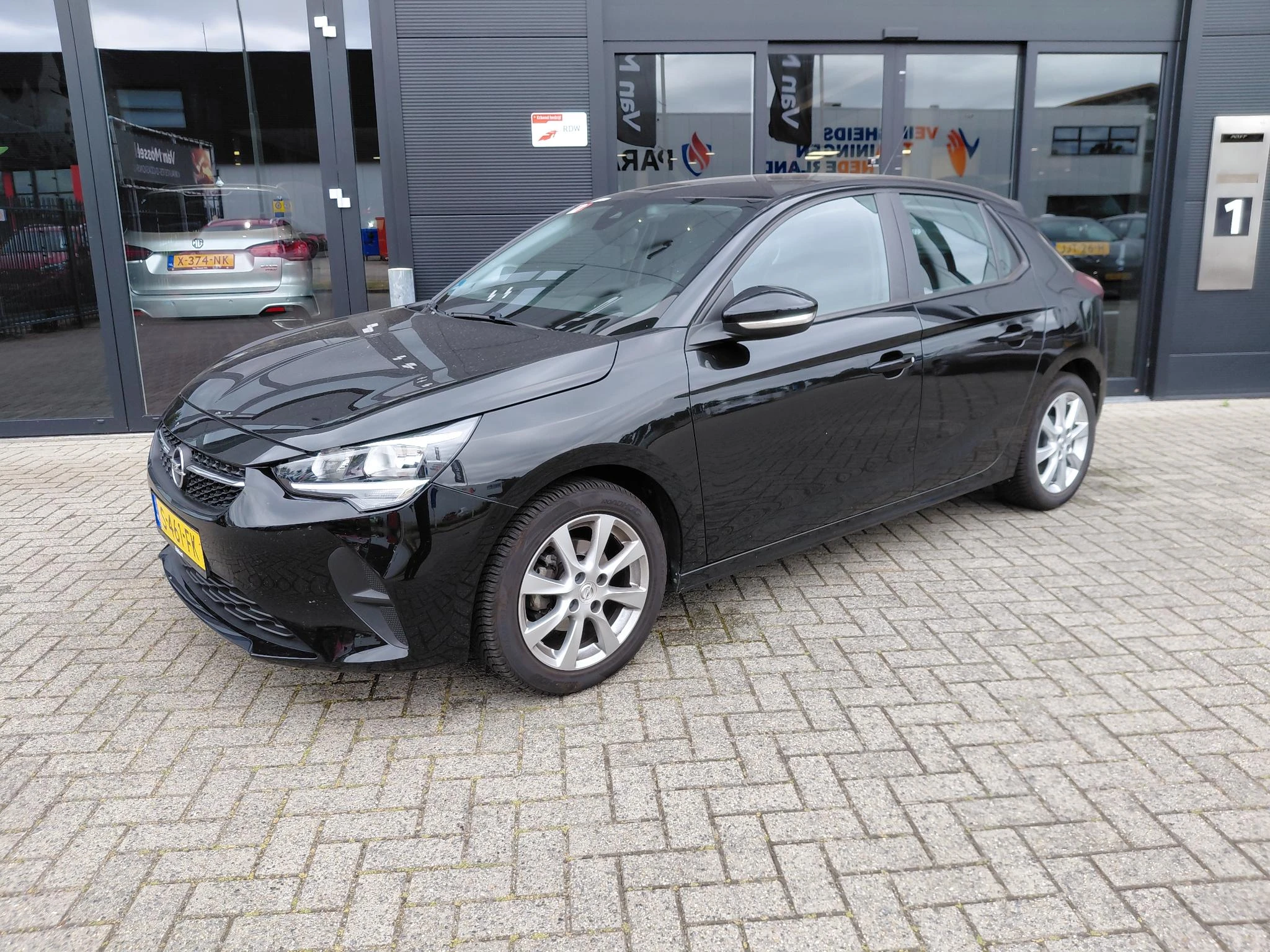 Opel-Corsa-image-1