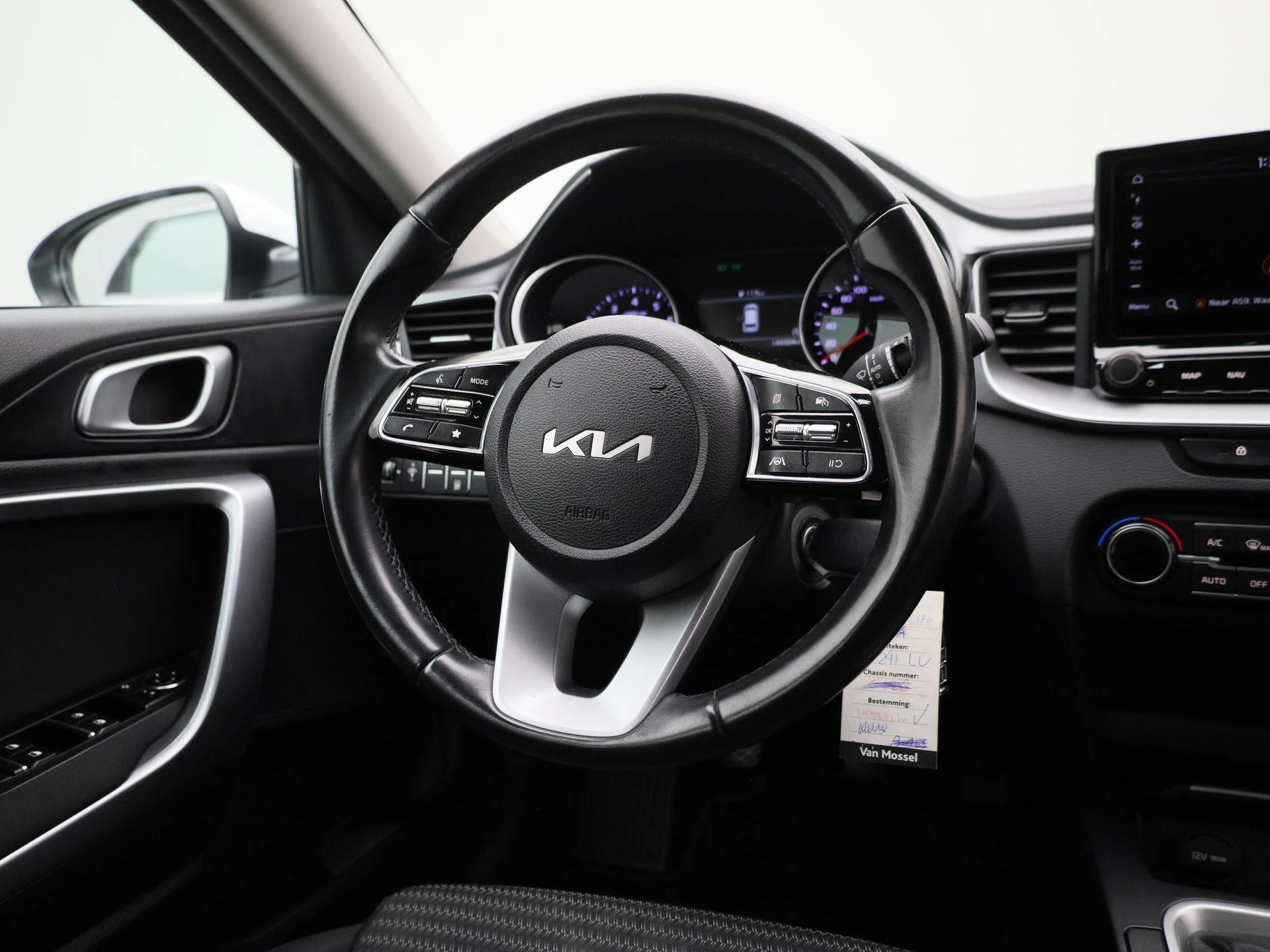 Kia-Ceed Sportswagon-image-8